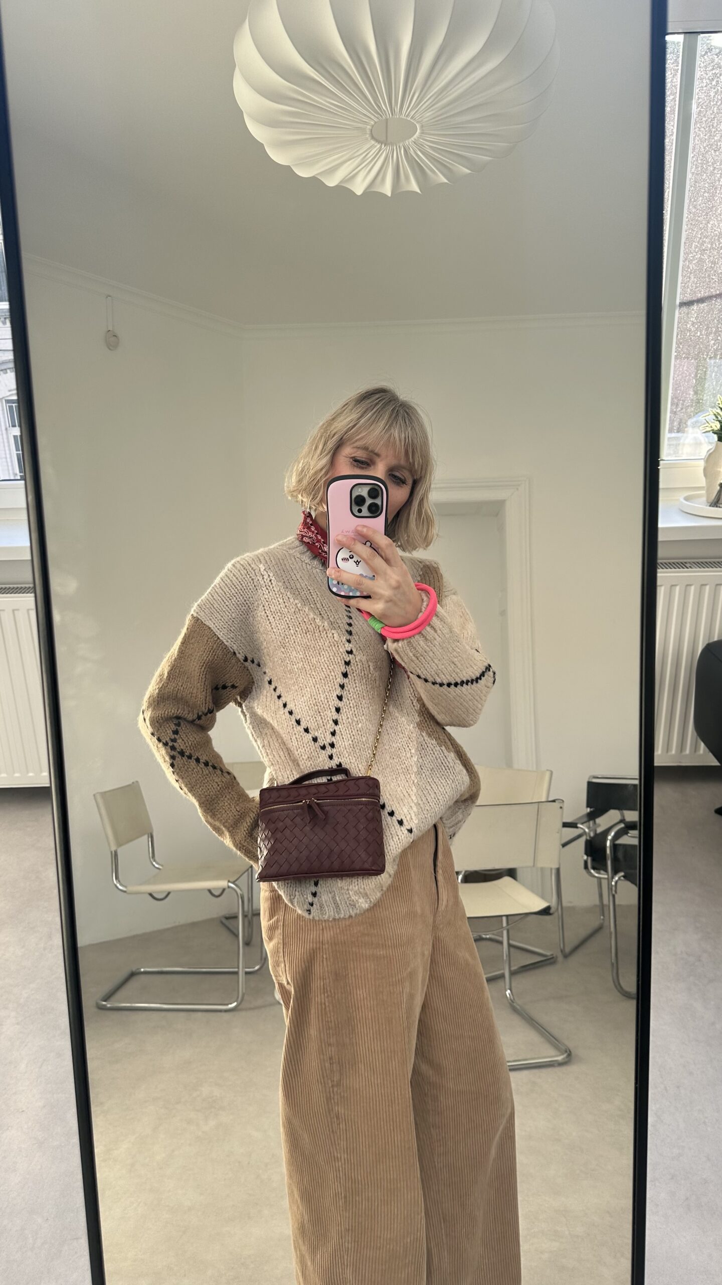 Bottega Veneta Soft Vanity bordowy kuferek - obrazek 5