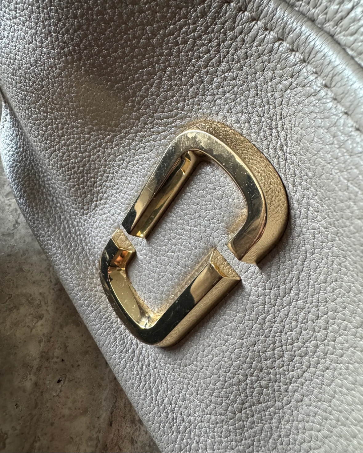 Torebka Marc Jacobs Softshot cross body - obrazek 3