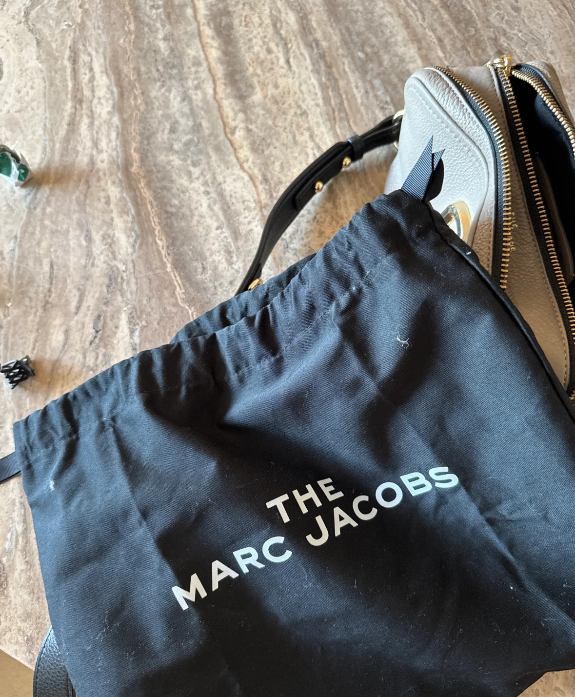 Torebka Marc Jacobs Softshot cross body - obrazek 9