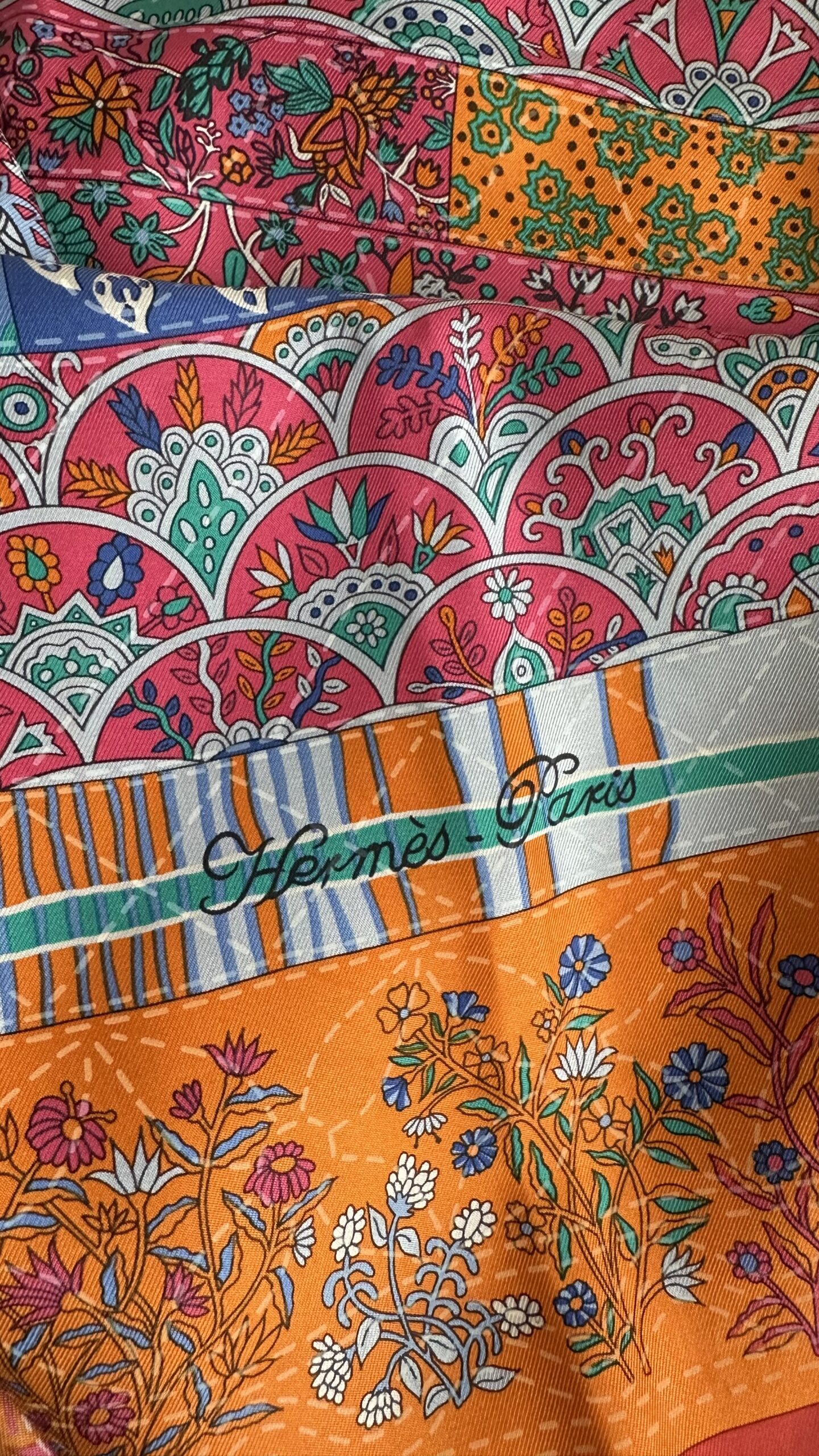 Hermes apaszka jedwabna chusta kolorowa - obrazek 3