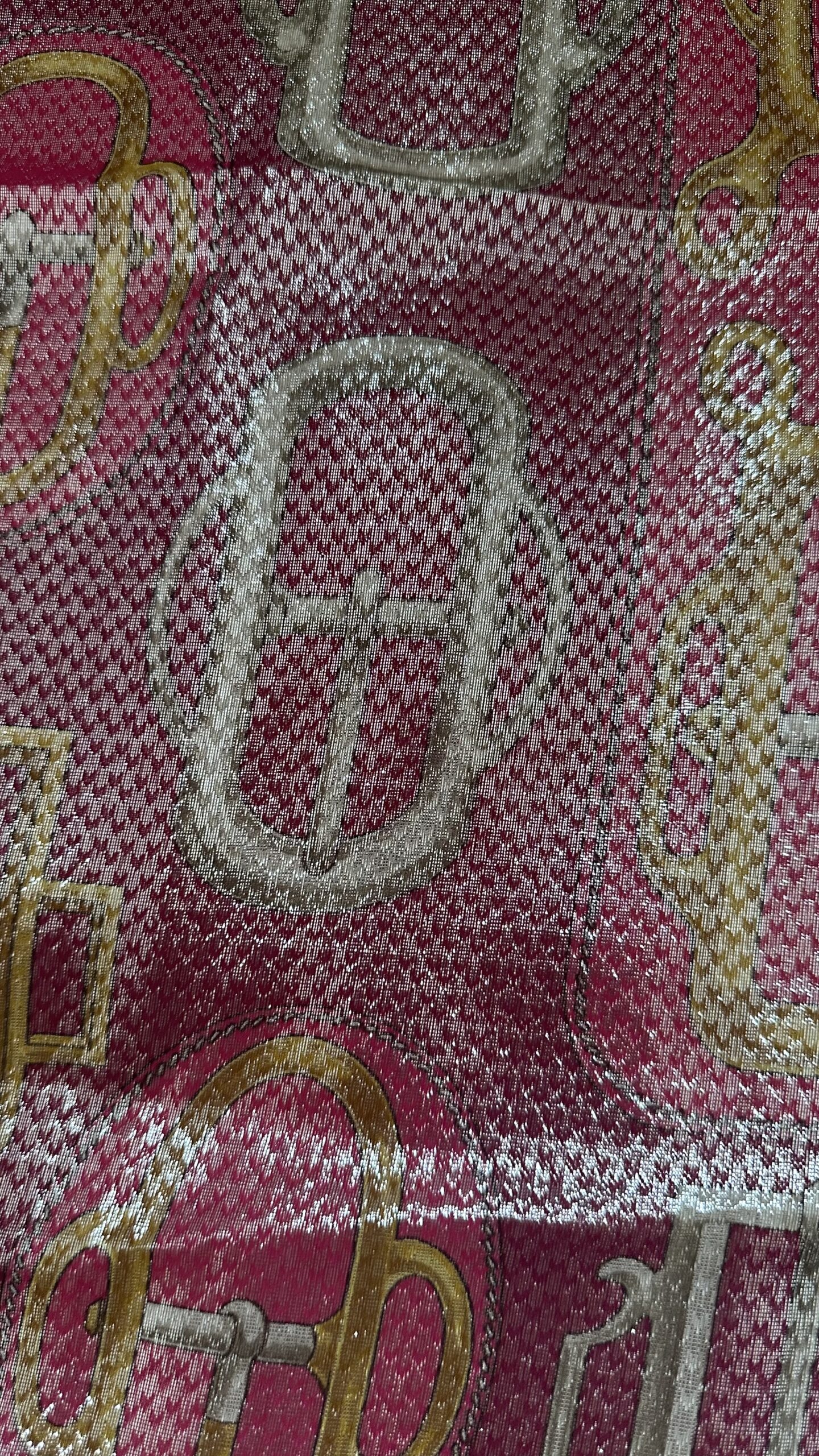 Hermes apaszka jedwabna chusta z połyskiem metalicznym - obrazek 5