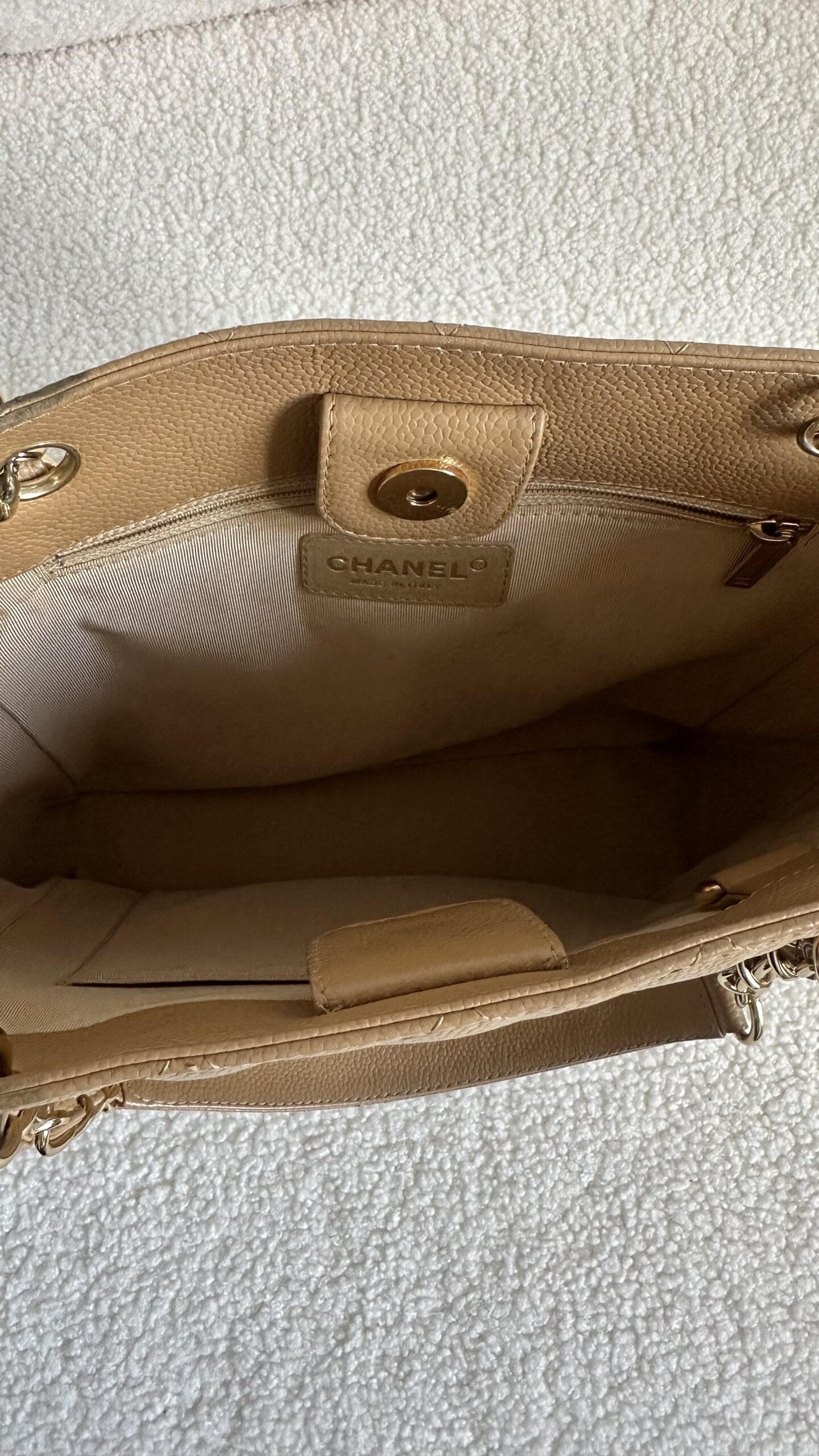 Chanel bezowa caviar torebka - obrazek 7