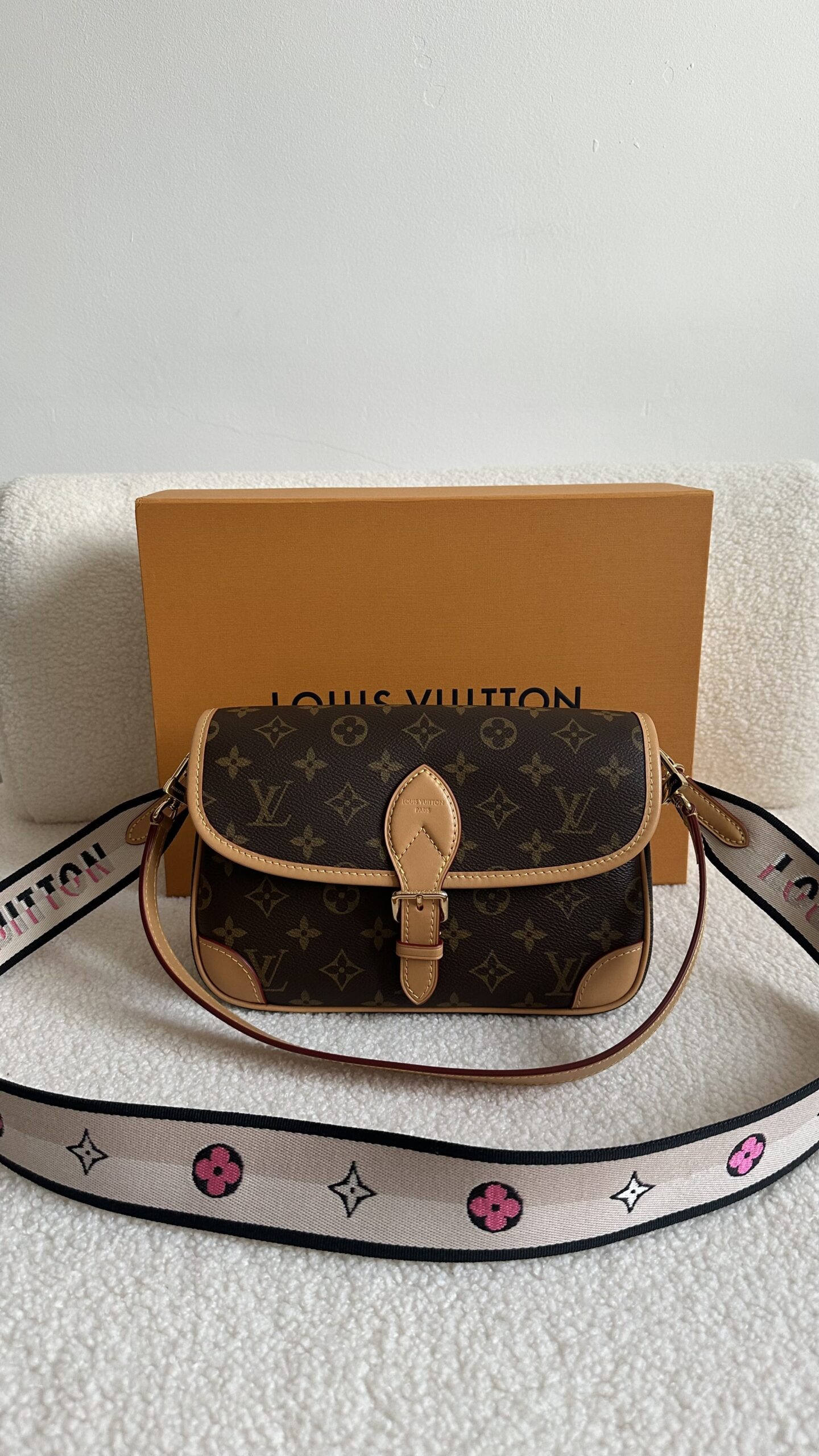 Louis Vuitton monogram diane nową kopertową torebka z paskiem