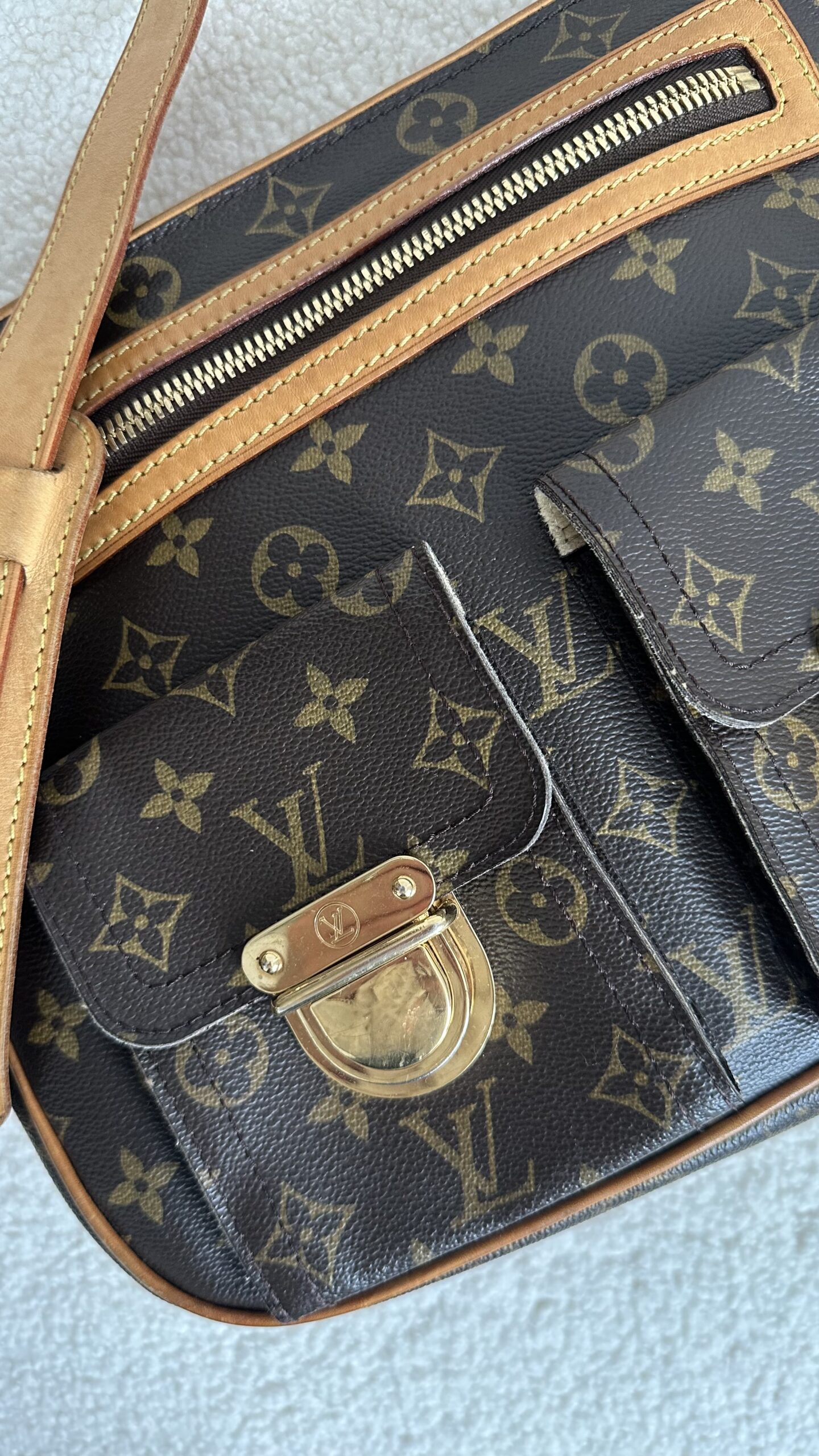 Louis Vuitton Hudson monogram vintage torebka - obrazek 5