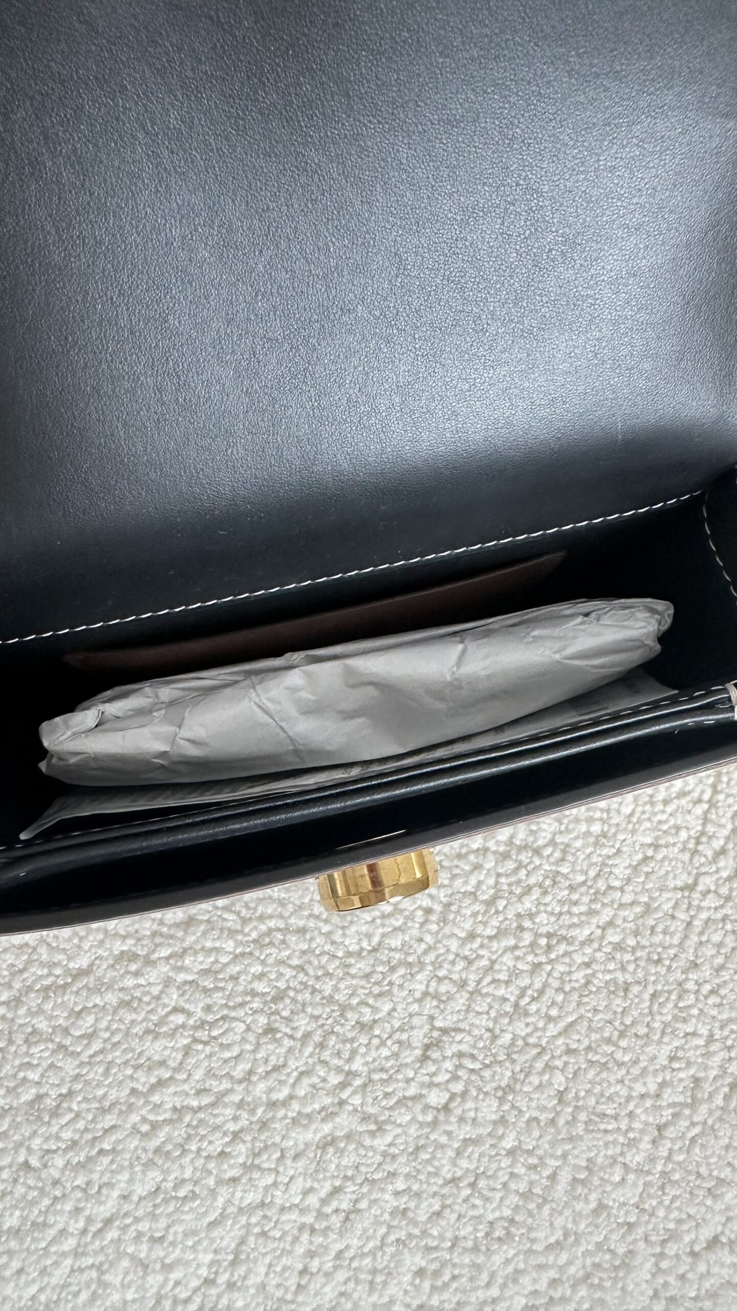 Burberry Elizabeth small listonoszka - obrazek 7