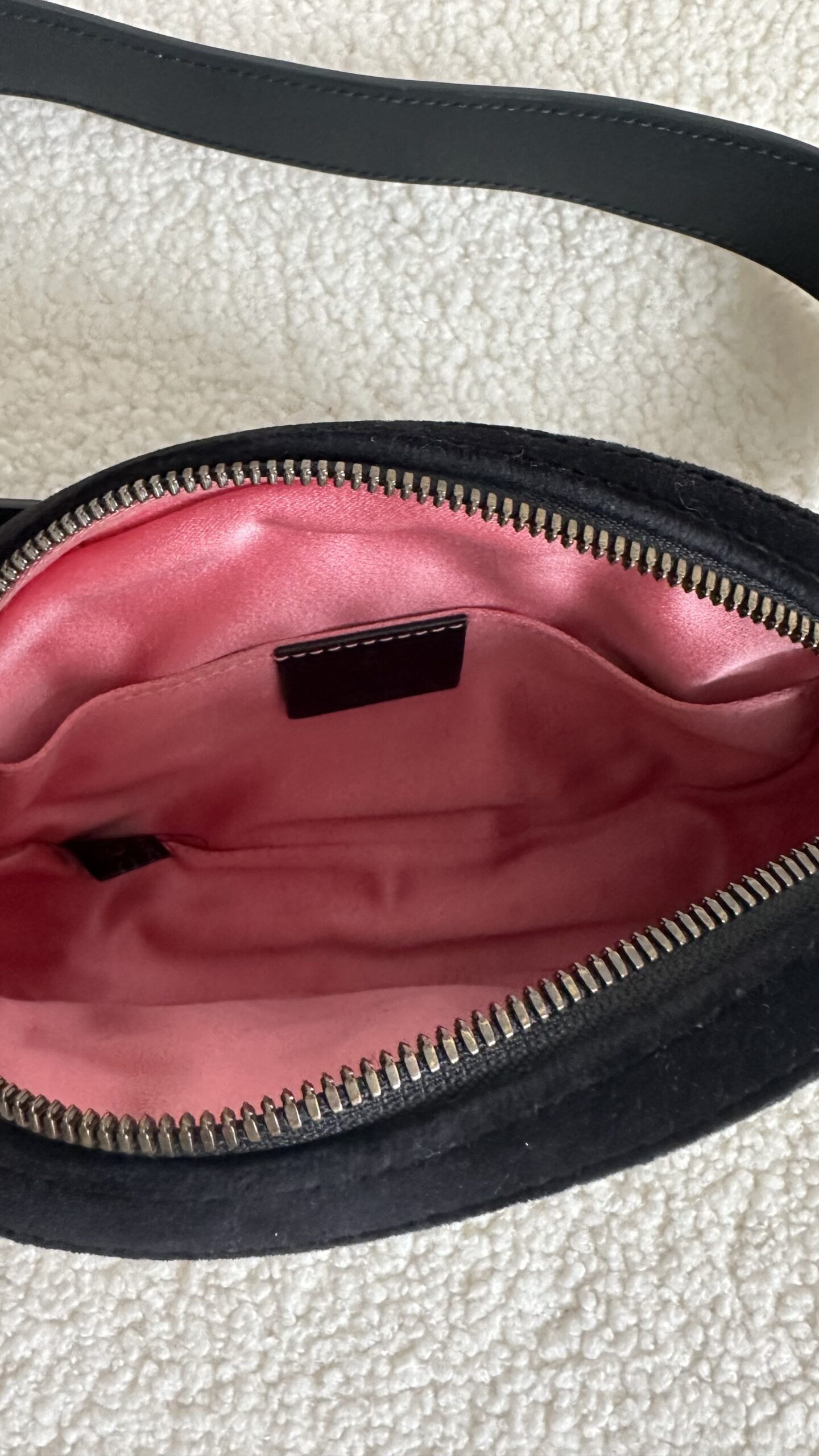 Gucci welurowe czarna nerka - obrazek 6