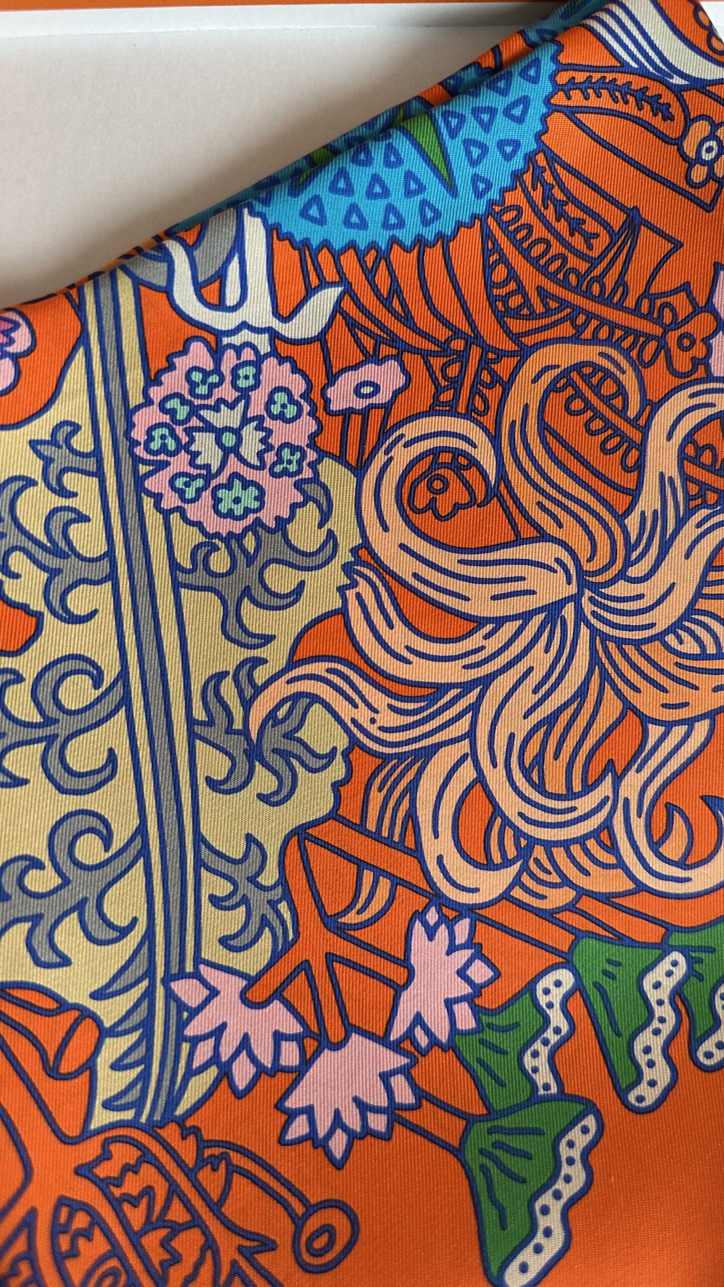 Hermes apaszka jedwabna chusta - obrazek 3