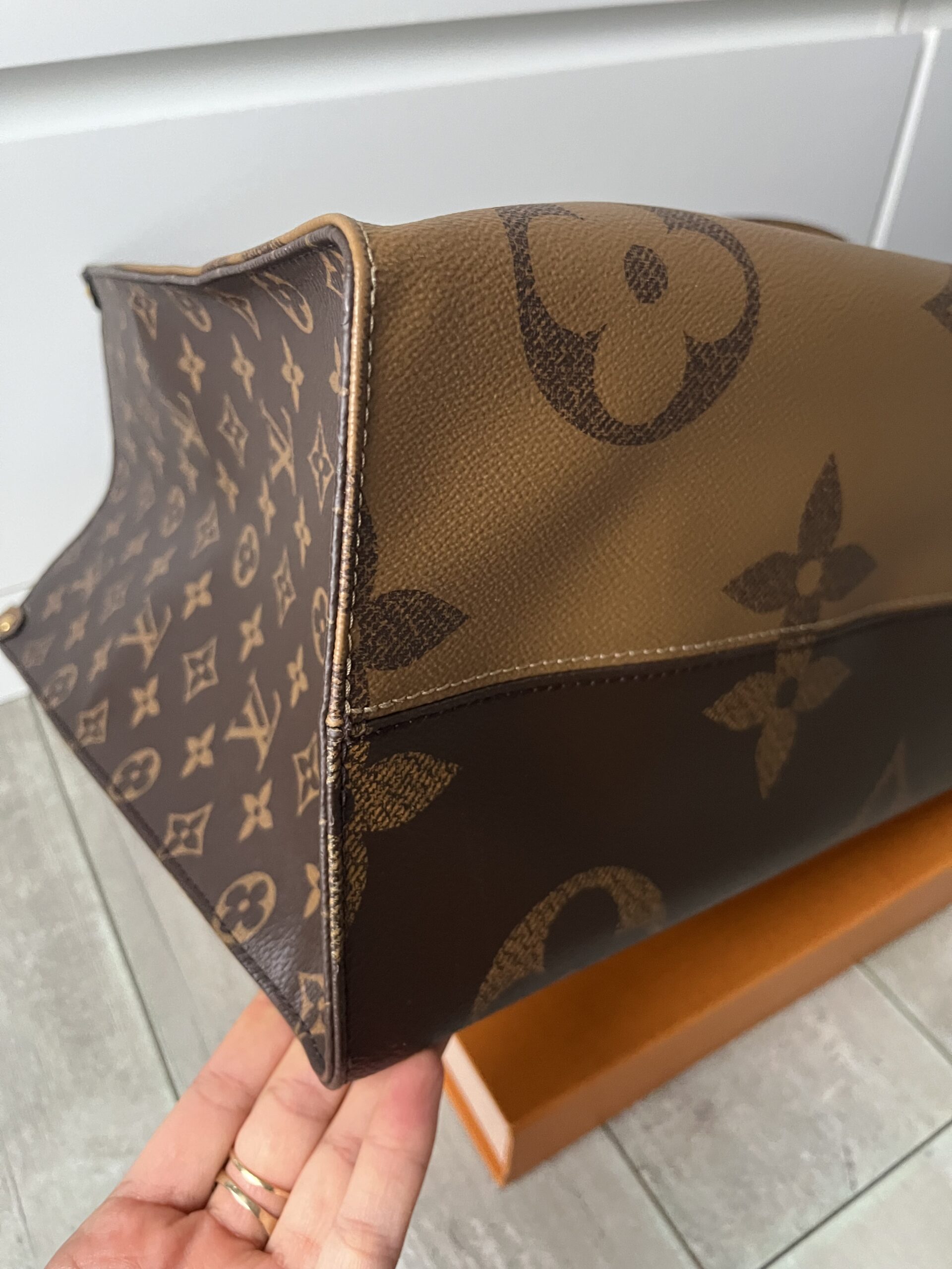 Louis Vuitton Onthego GM monogram lv - obrazek 7