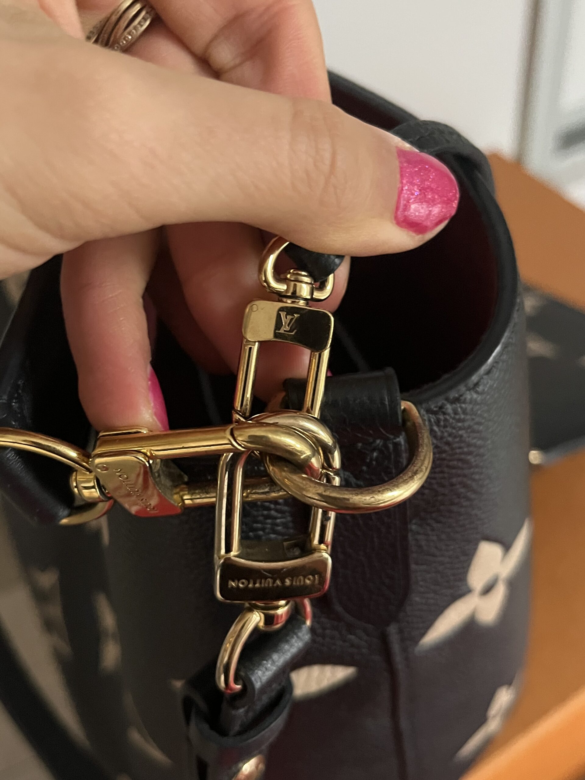 Louis Vuitton Neonoe empreinte leather Lv bicolor skóra monogram - obrazek 8