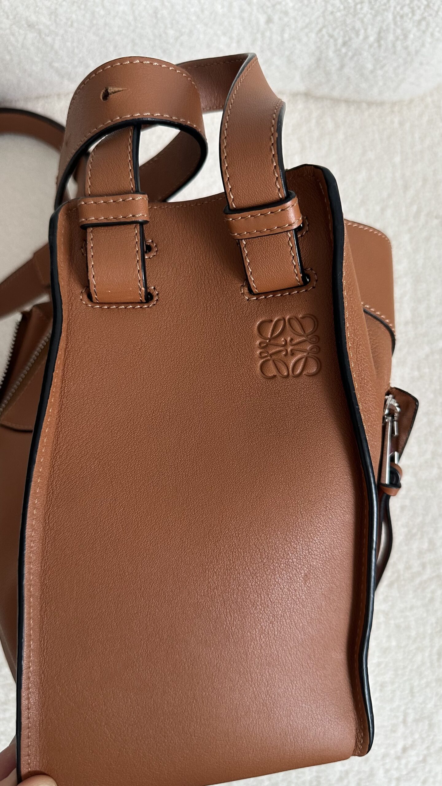 Loewe Hammock small Brown torebka - obrazek 7