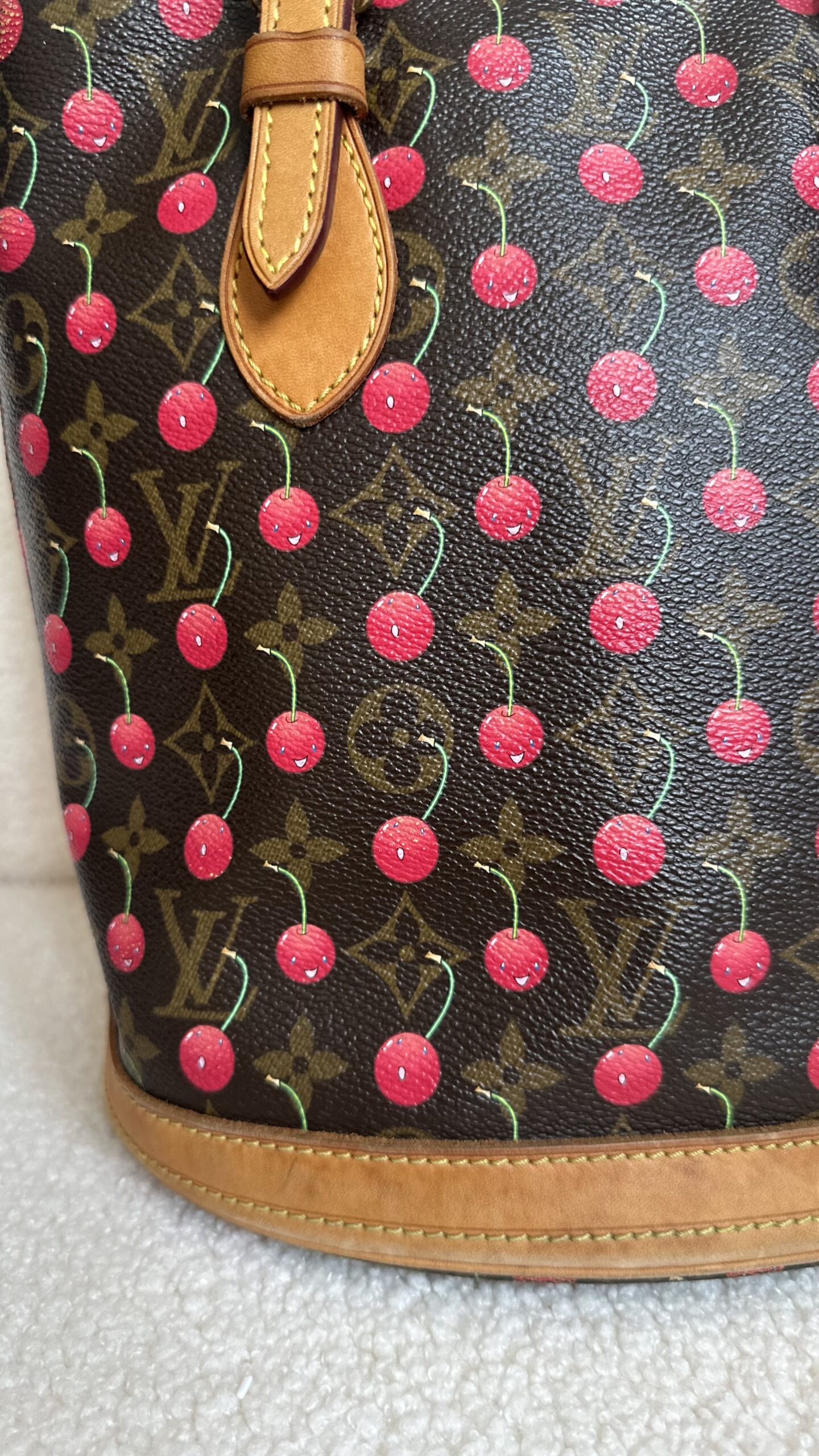 Louis Vuitton Petit Bucket Monogram Cherry Cerises, Murakami - obrazek 4