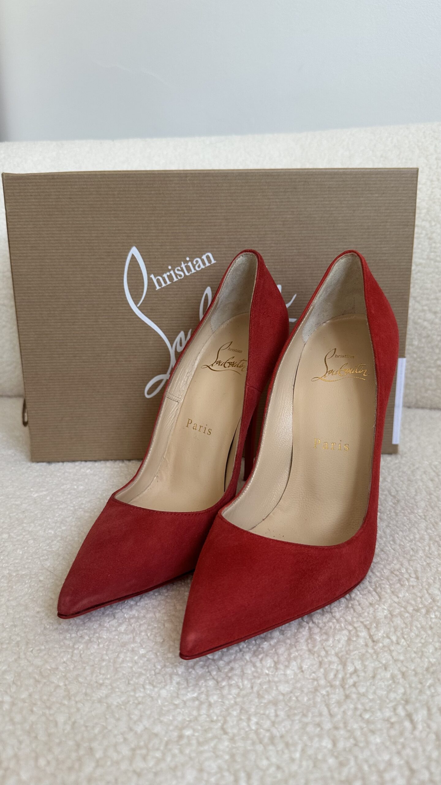 christian louboutin klasyczne czółenka 36