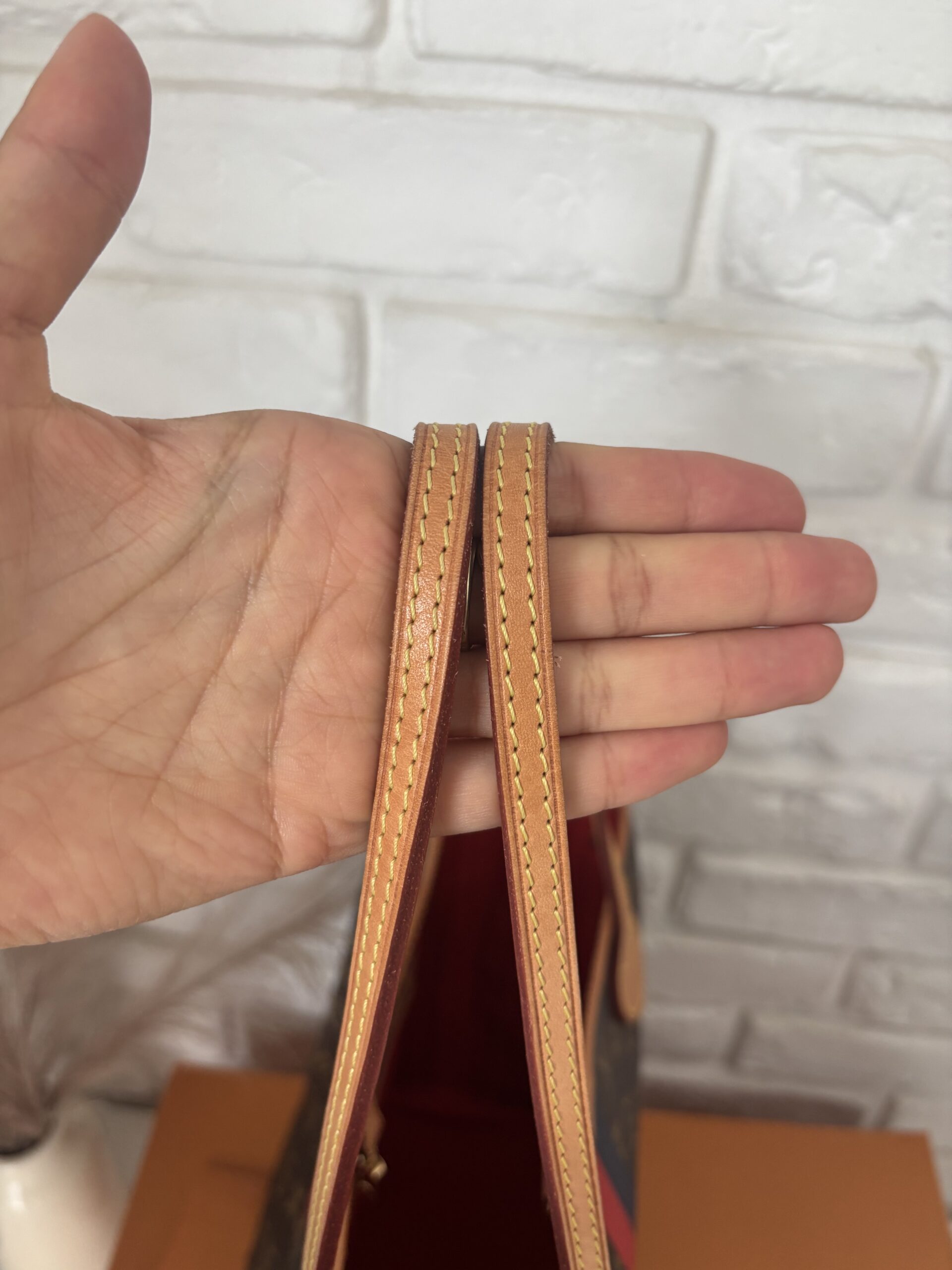Louis Vuitton Neverfull mm 2019 - obrazek 9