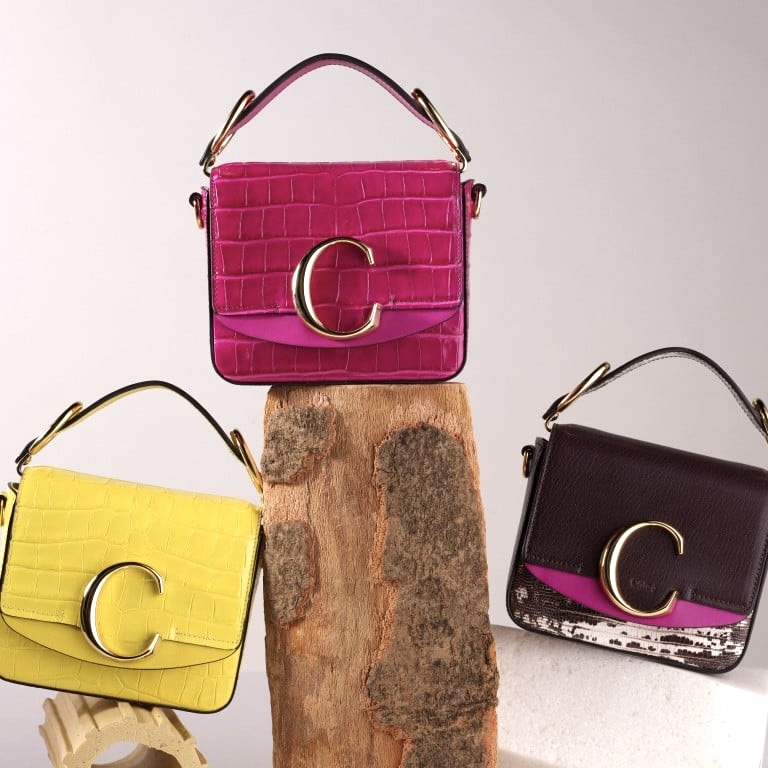 CHLOÉ Croc-Embossed Mini C Bag - torebka - obrazek 17