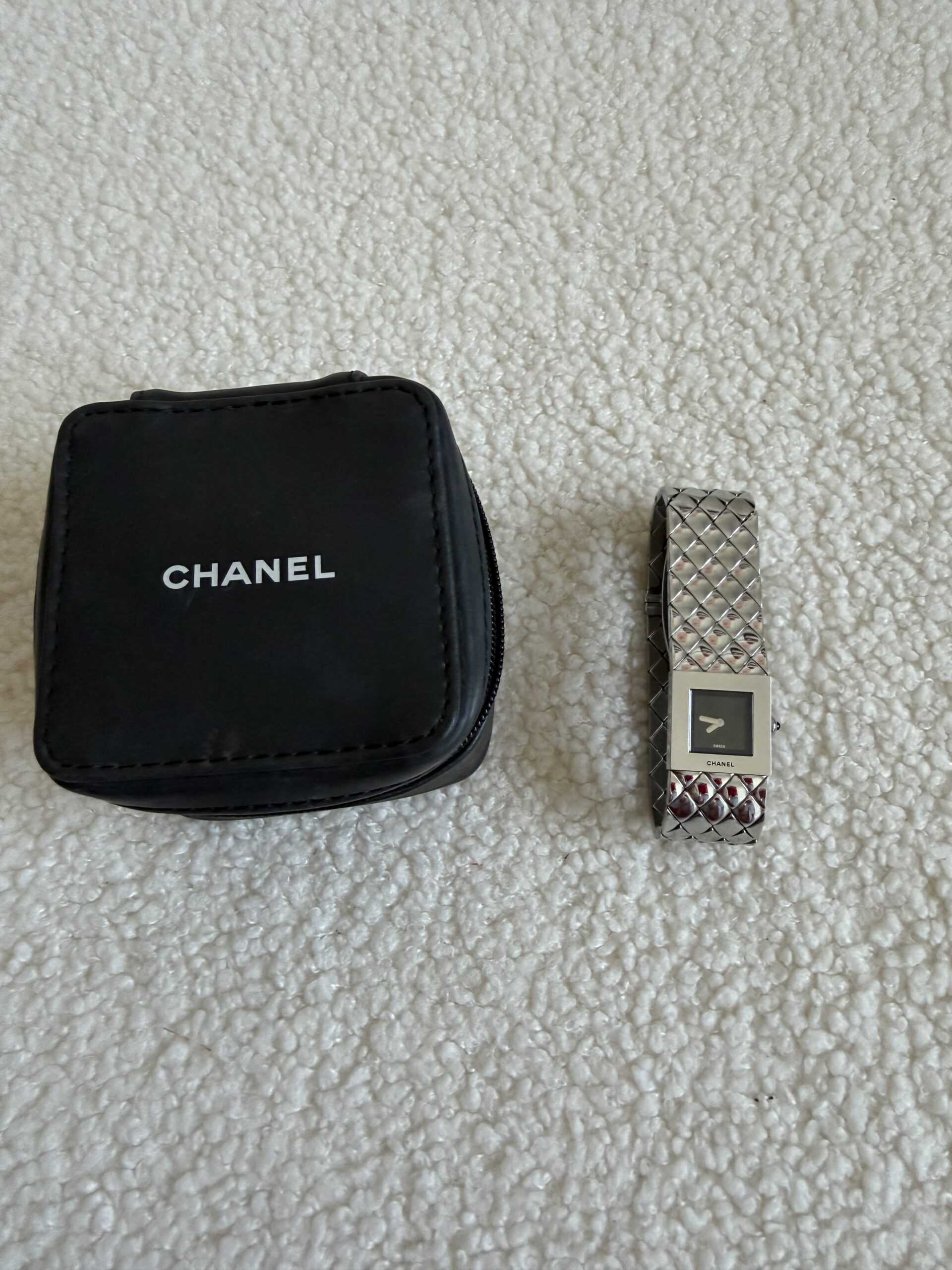 Chanel Matelasse stalowy zegarek Vintage