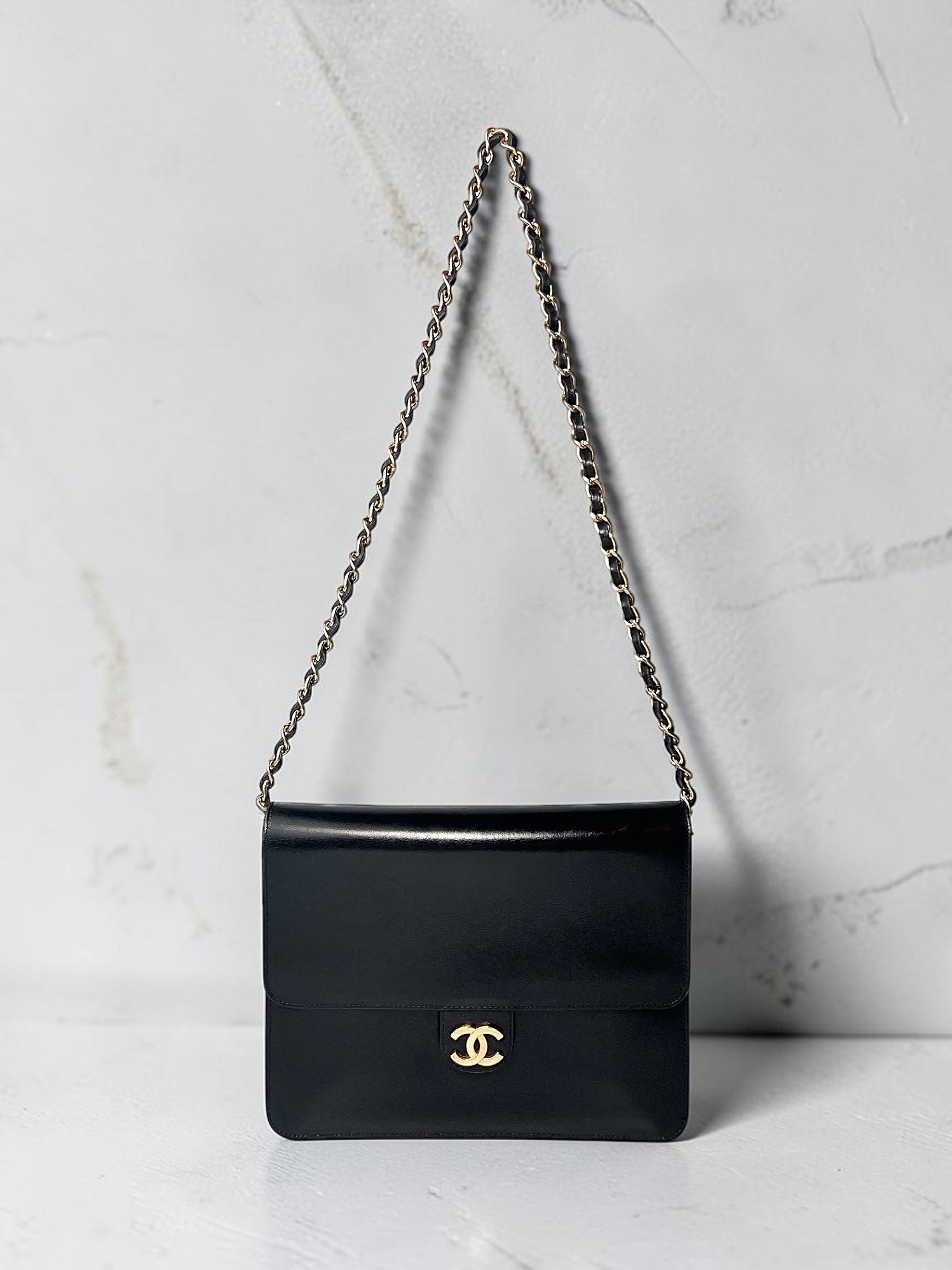 CHANEL Single Flap Bag Vintage Medium Black Box Bag - torebka