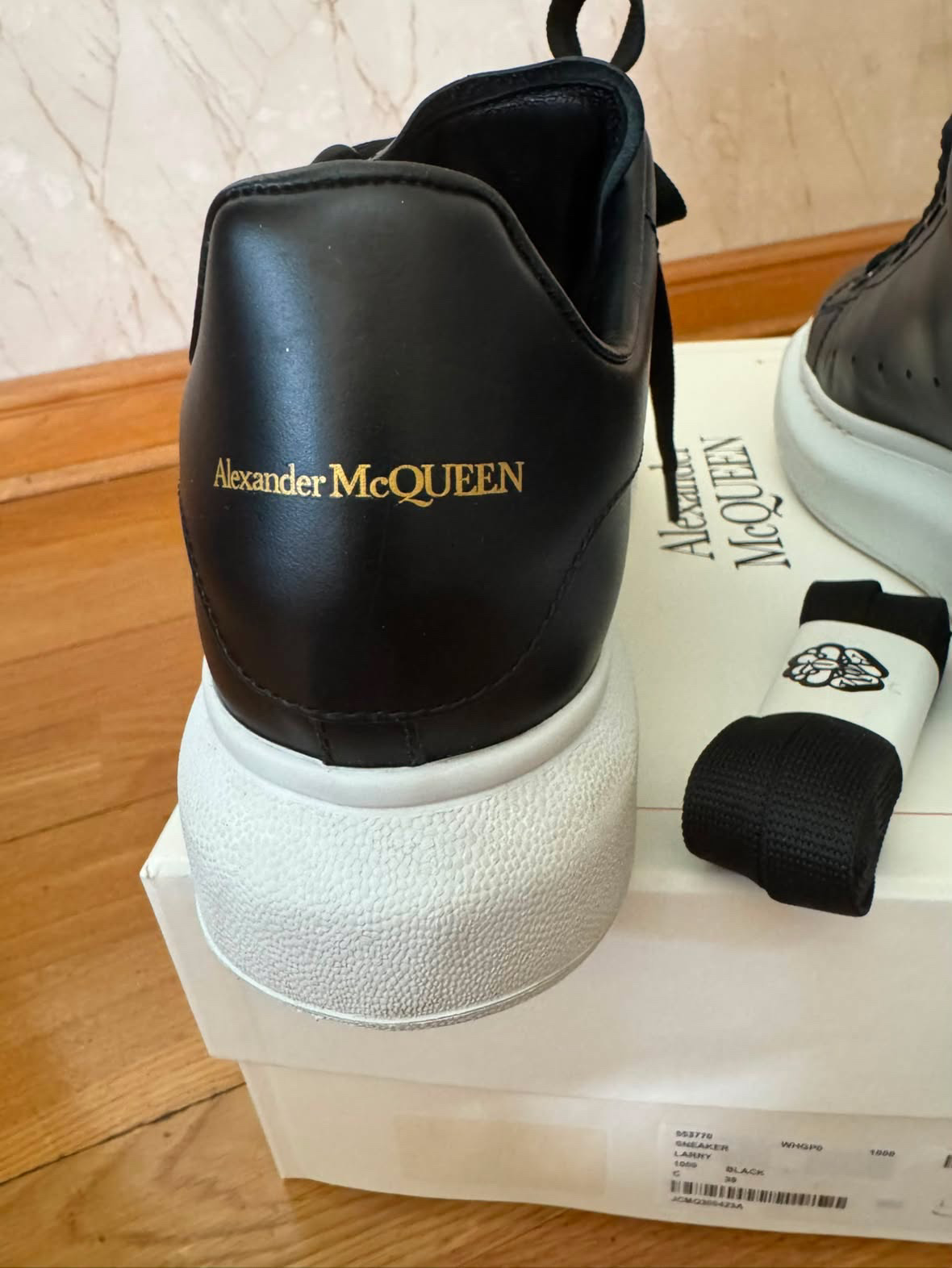 Alexander McQueen czarne sneakers 39 - obrazek 8