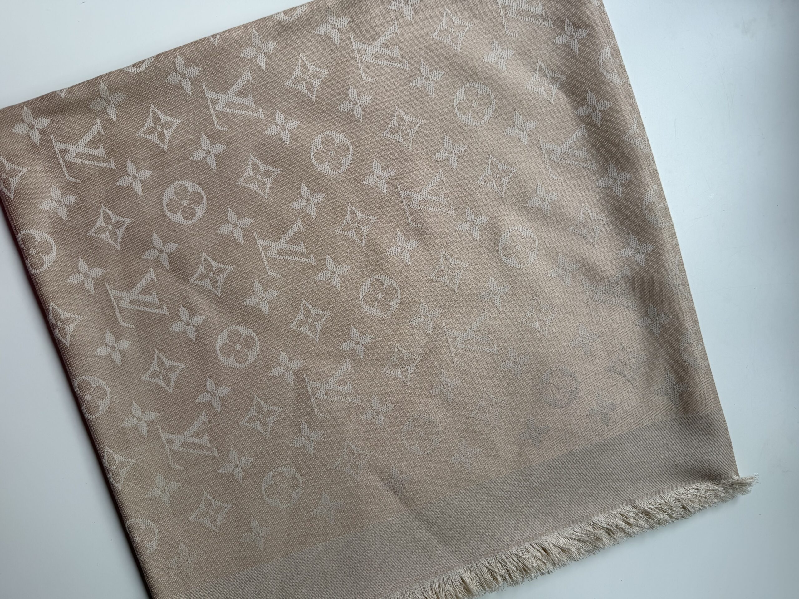 Louis Vuitton budyniowa chusta szal wełna i jedwab - obrazek 3