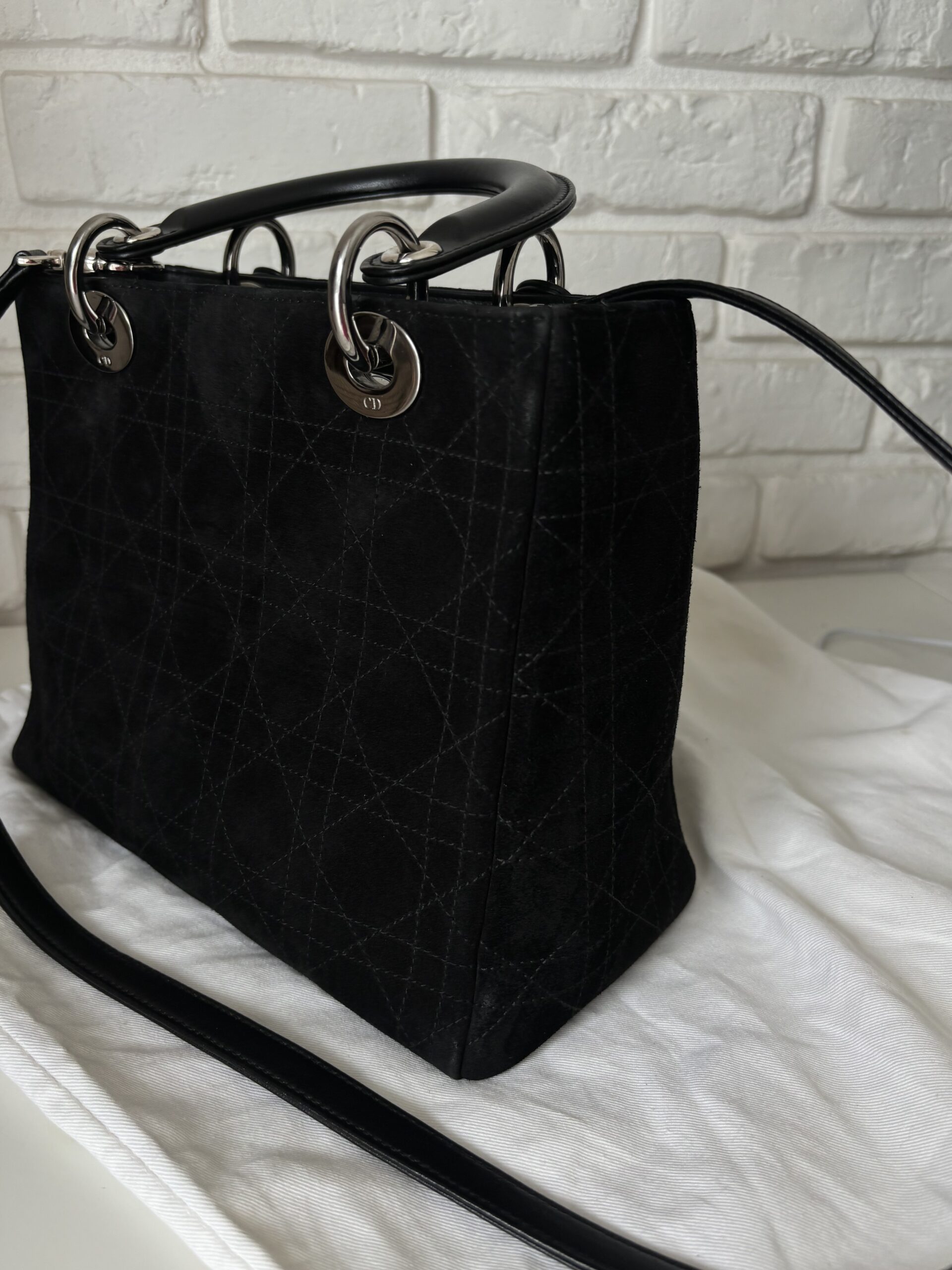 Torebka lady dior medium z paskiem i workiem - obrazek 12