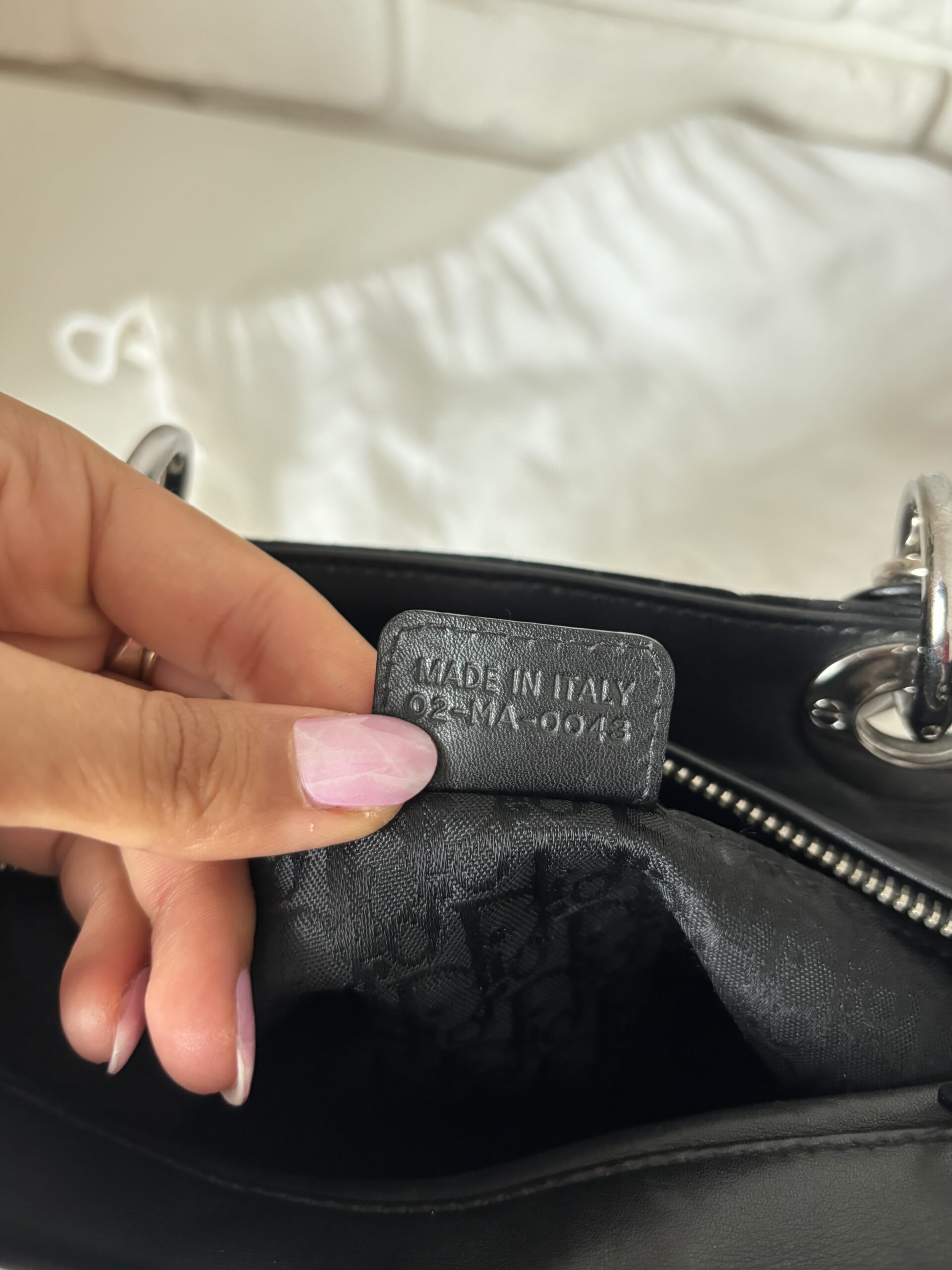 Torebka lady dior medium z paskiem i workiem - obrazek 15