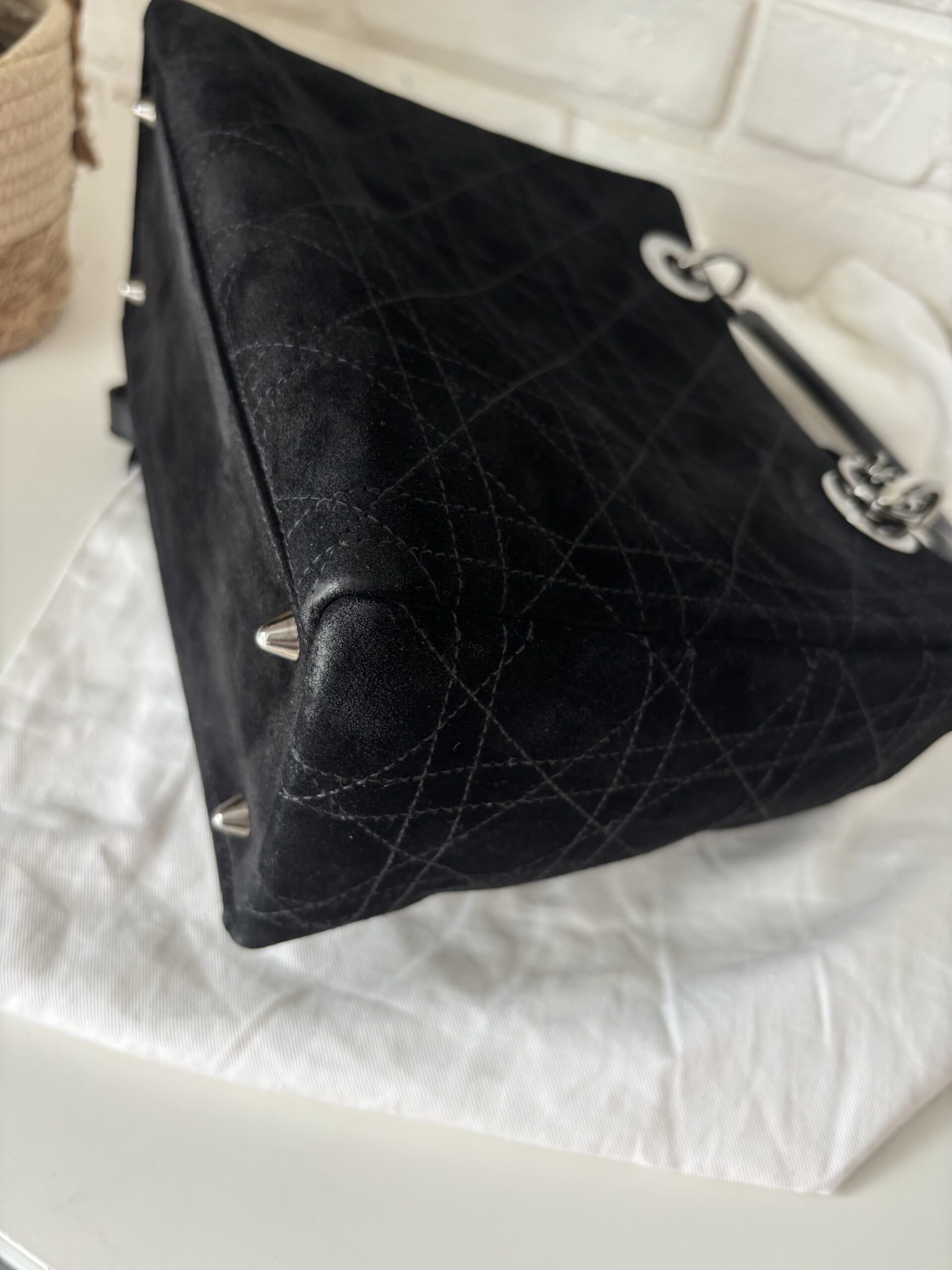 Torebka lady dior medium z paskiem i workiem - obrazek 18