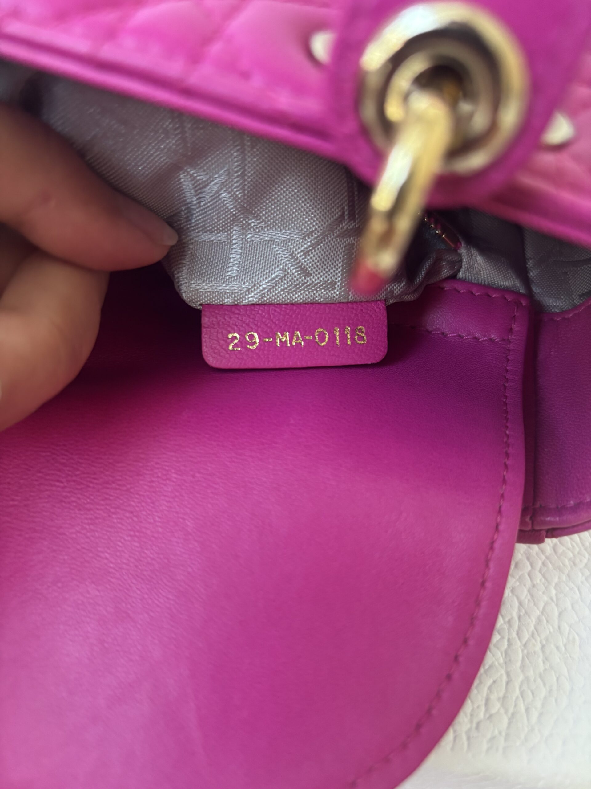 Torebka dior lady dior small szeroki pasek z przypinkami - obrazek 27