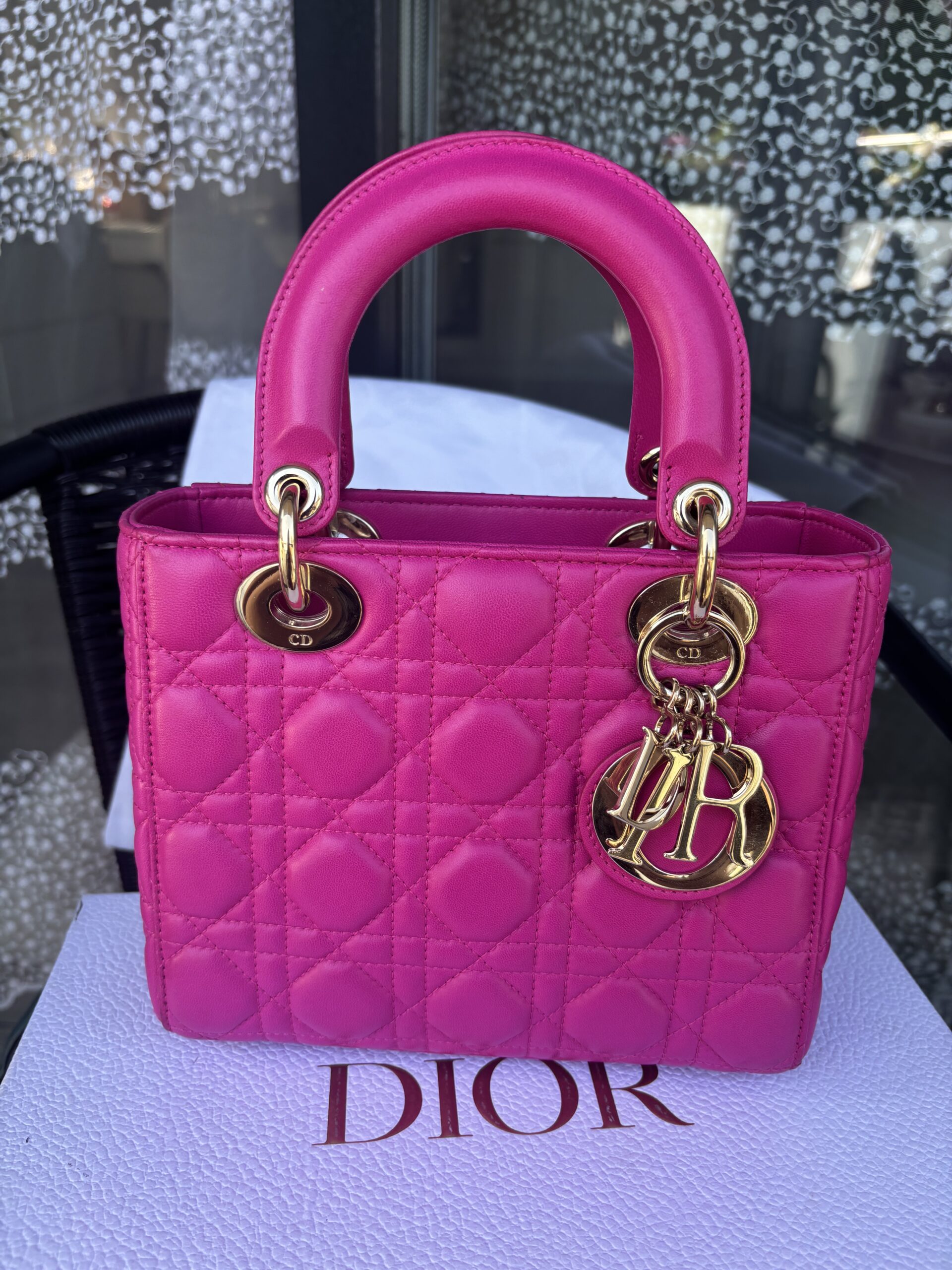 Torebka dior lady dior small szeroki pasek z przypinkami - obrazek 26