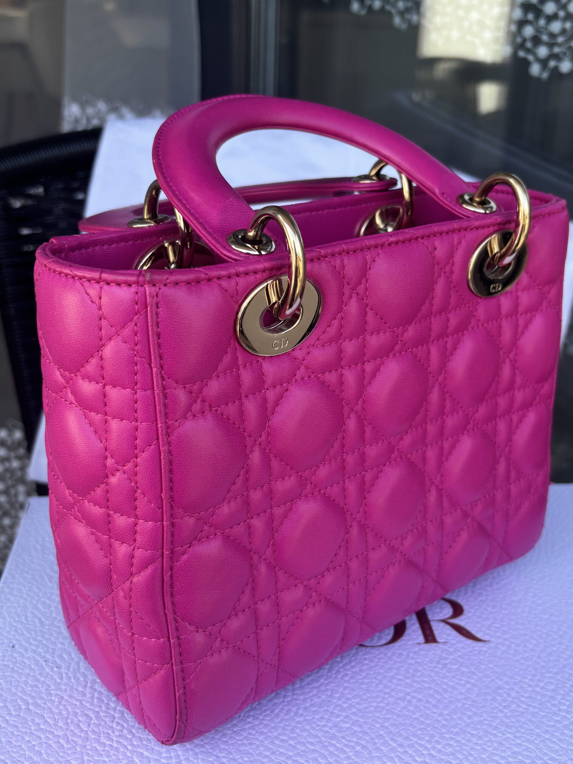 Torebka dior lady dior small szeroki pasek z przypinkami - obrazek 40