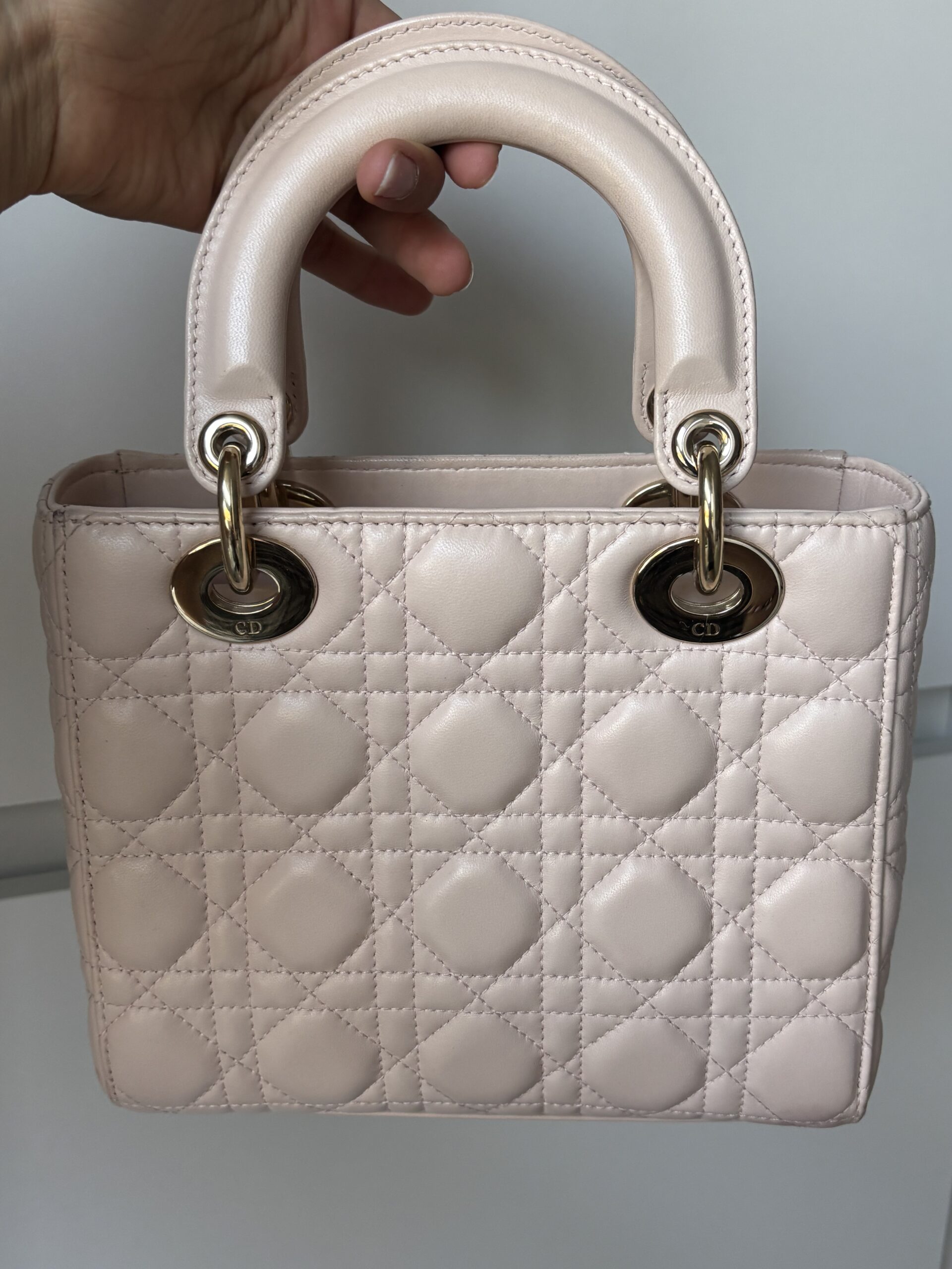 Torebka dior lady dior small szeroki pasek z przypinkami - obrazek 45