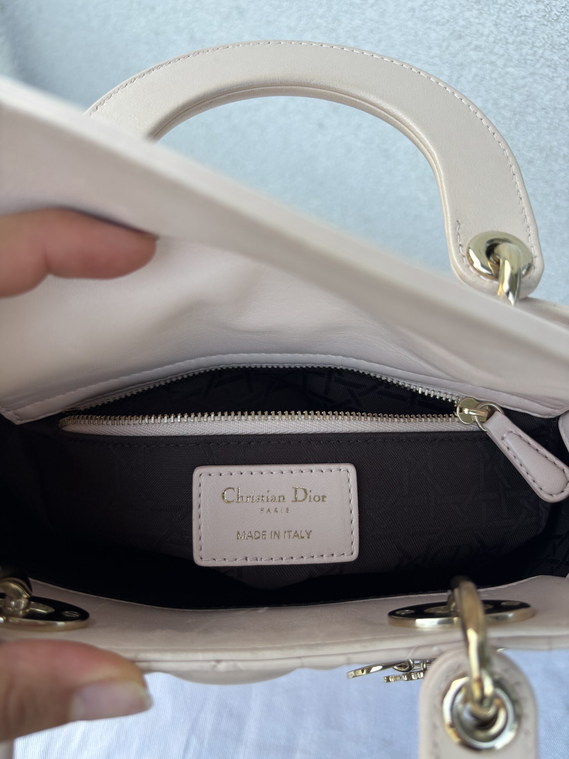 Torebka dior lady dior small szeroki pasek z przypinkami - obrazek 30