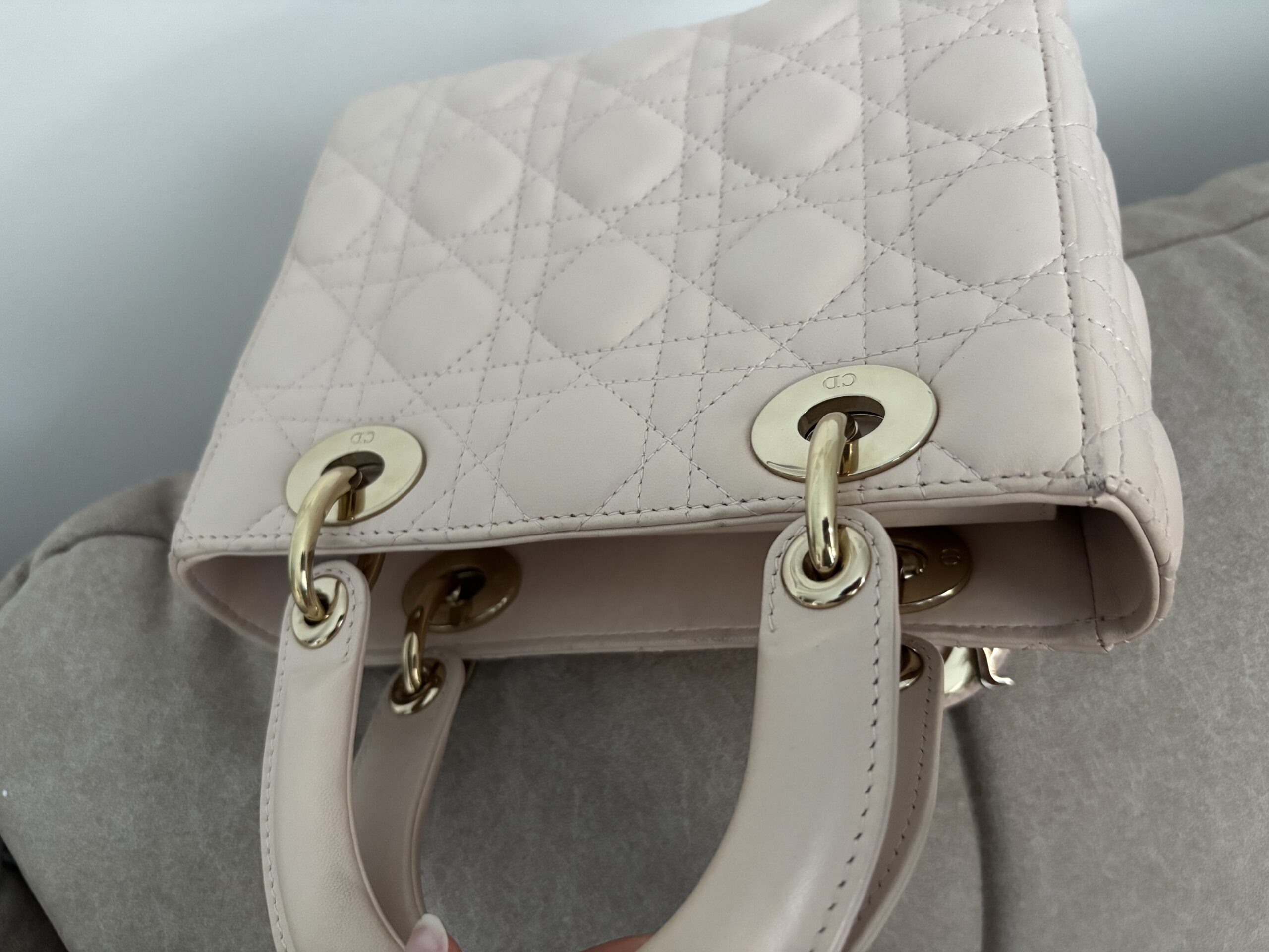 Torebka dior lady dior small szeroki pasek z przypinkami - obrazek 21
