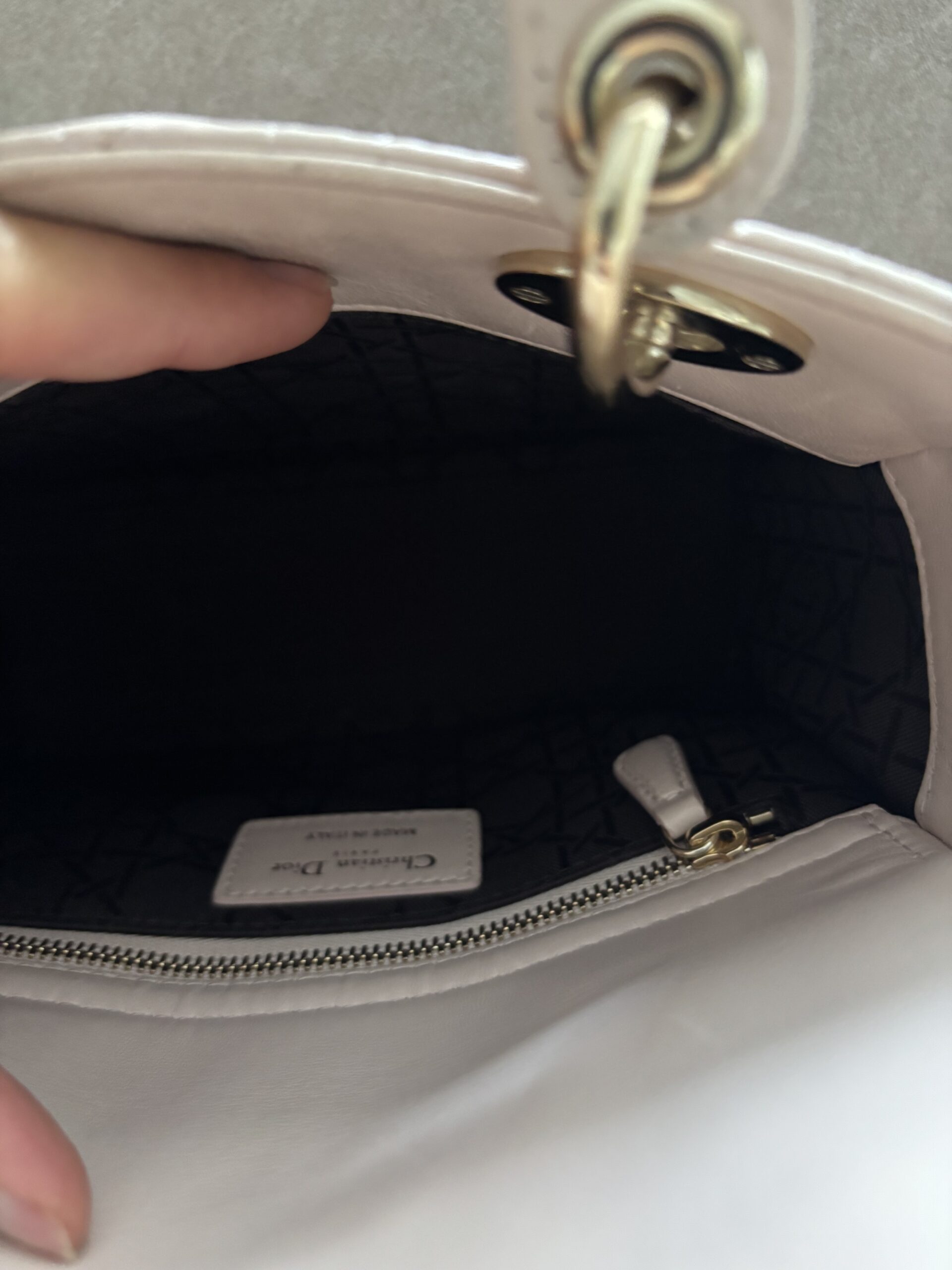 Torebka dior lady dior small szeroki pasek z przypinkami - obrazek 20