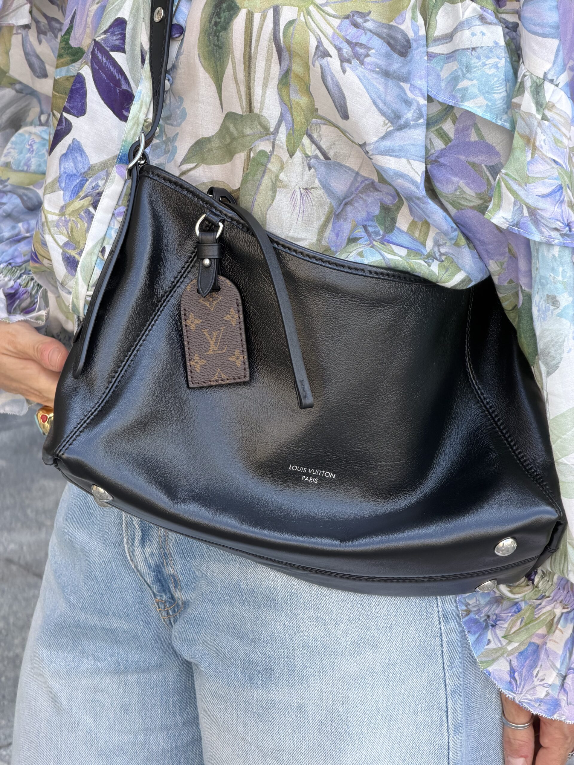 Louis Vuitton Caryall East West czarna torebka - obrazek 12