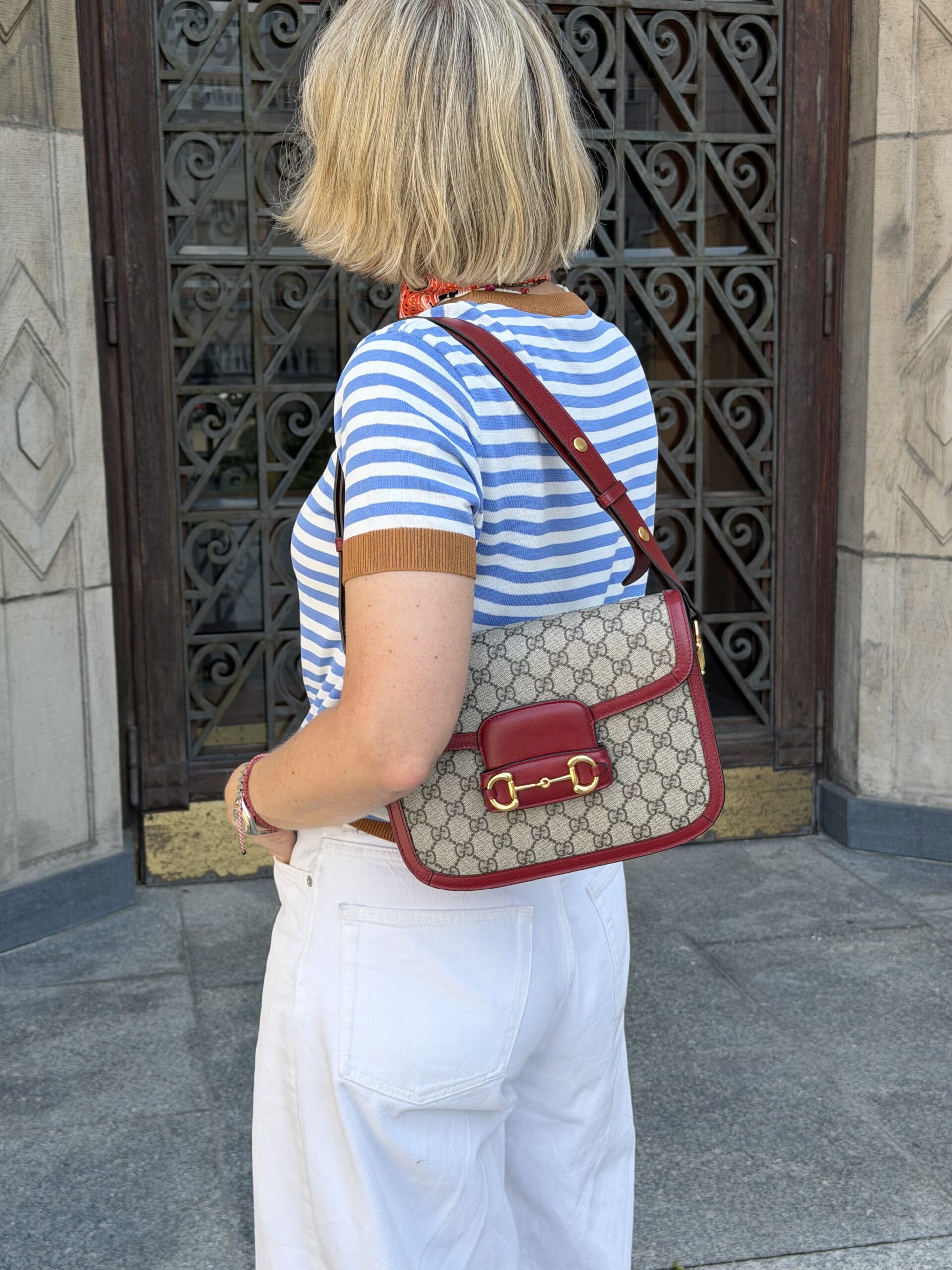 Gucci Horsebit klasyczna torebka z czerwienią - obrazek 11