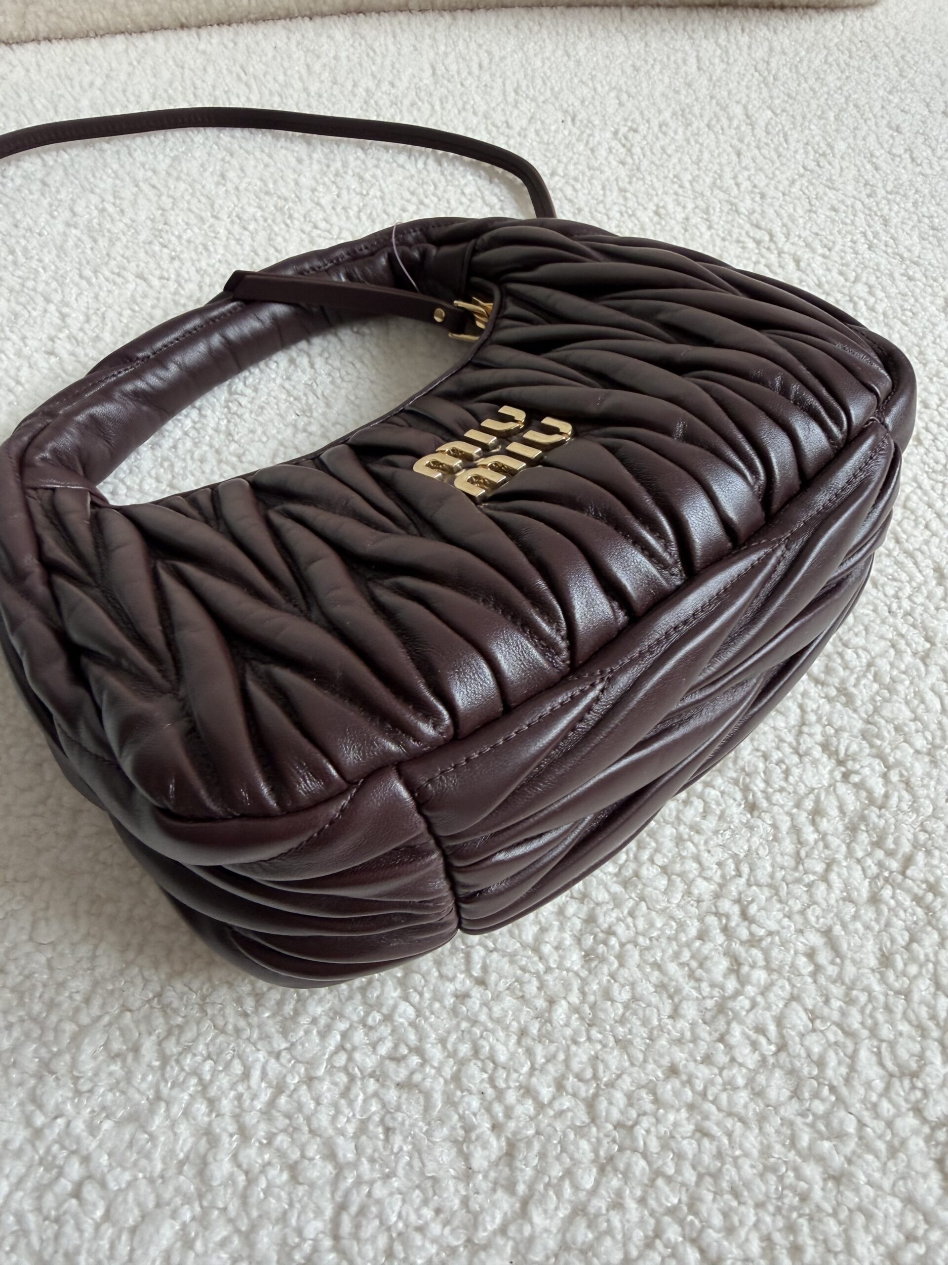Miu Miu Wander matelassé suede bag torebka Burgund - obrazek 6