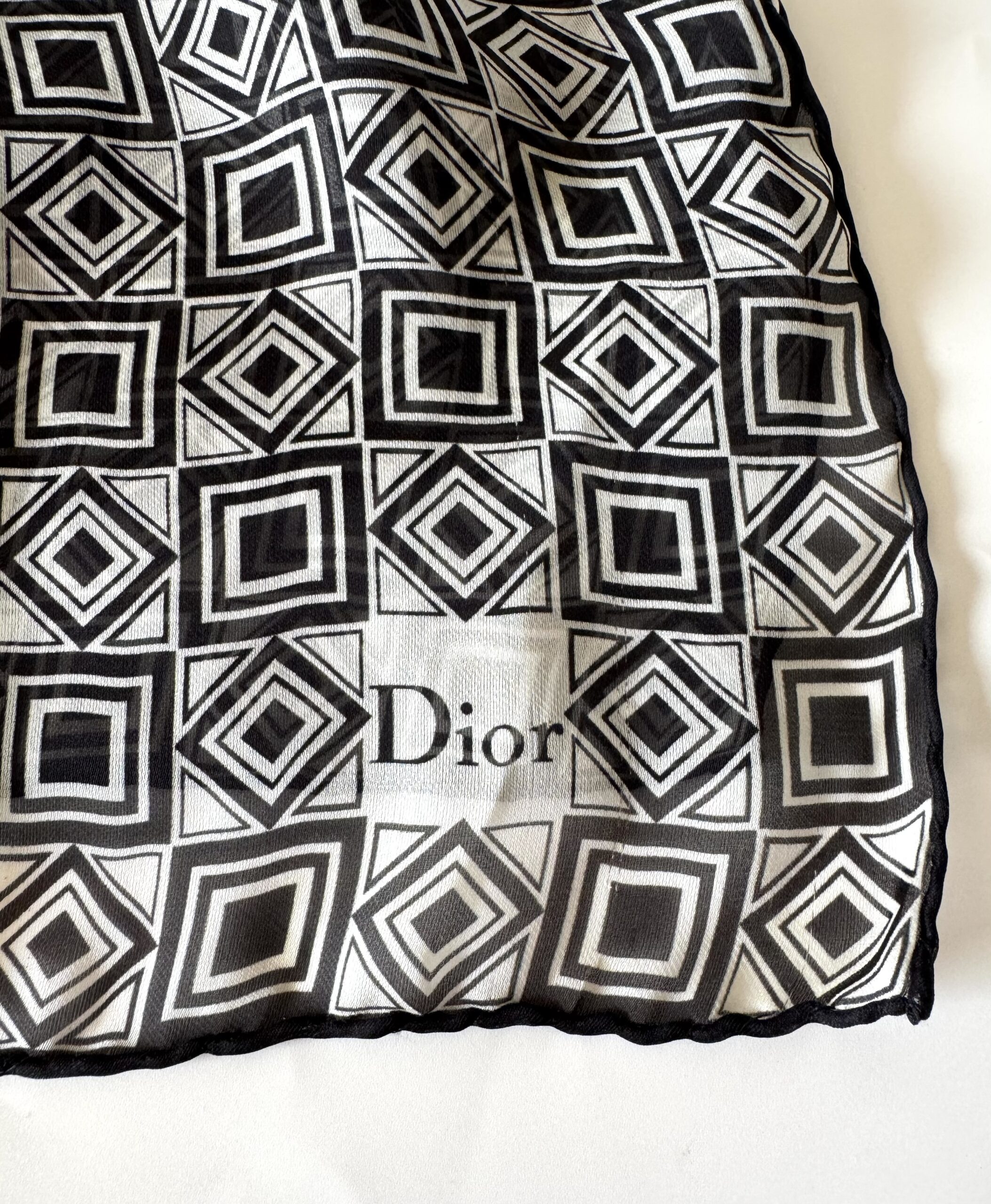 DIOR Silk Floral Shawl - jedwabny szal/chusta - obrazek 4