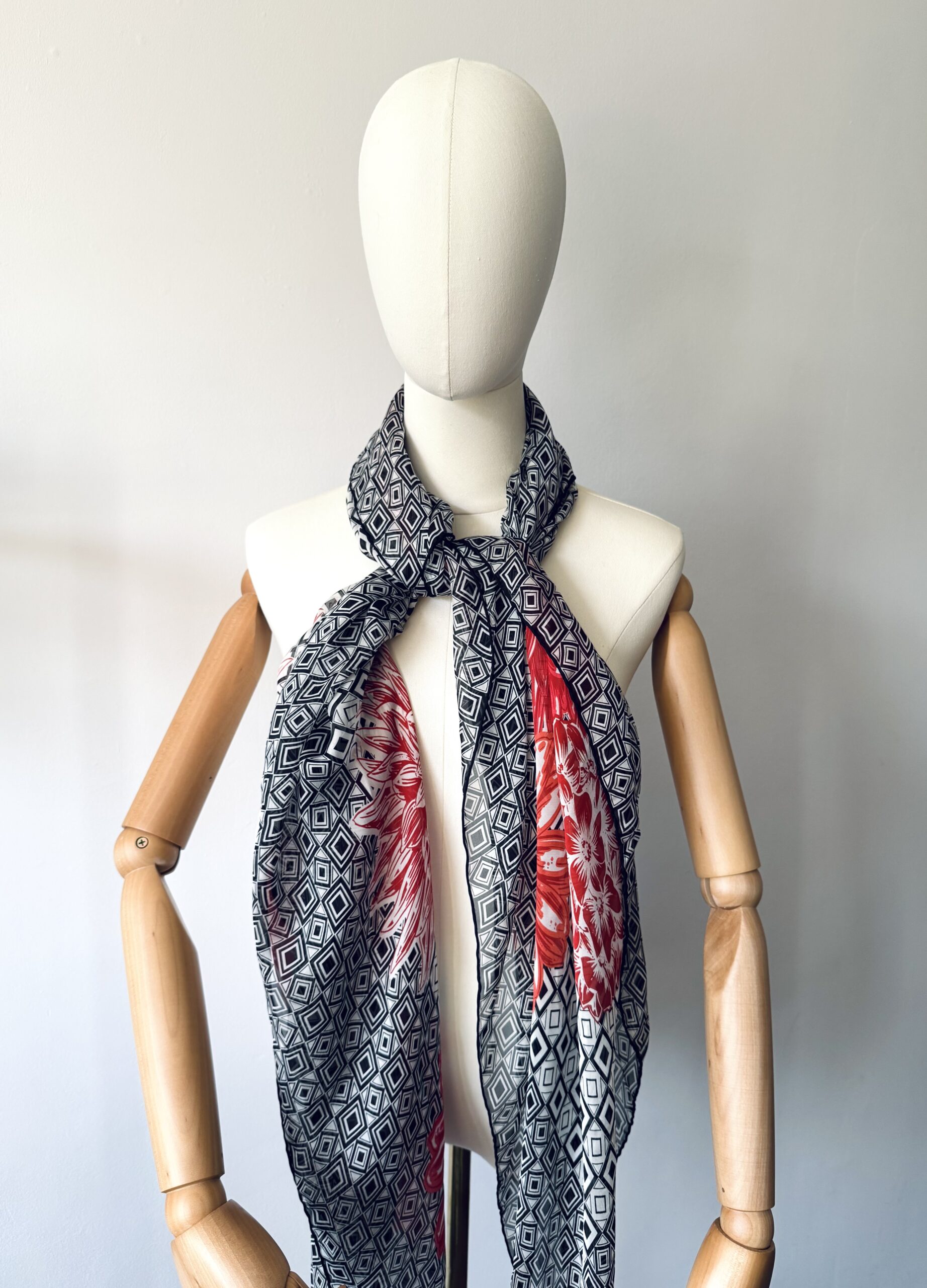 DIOR Silk Floral Shawl - jedwabny szal/chusta - obrazek 8