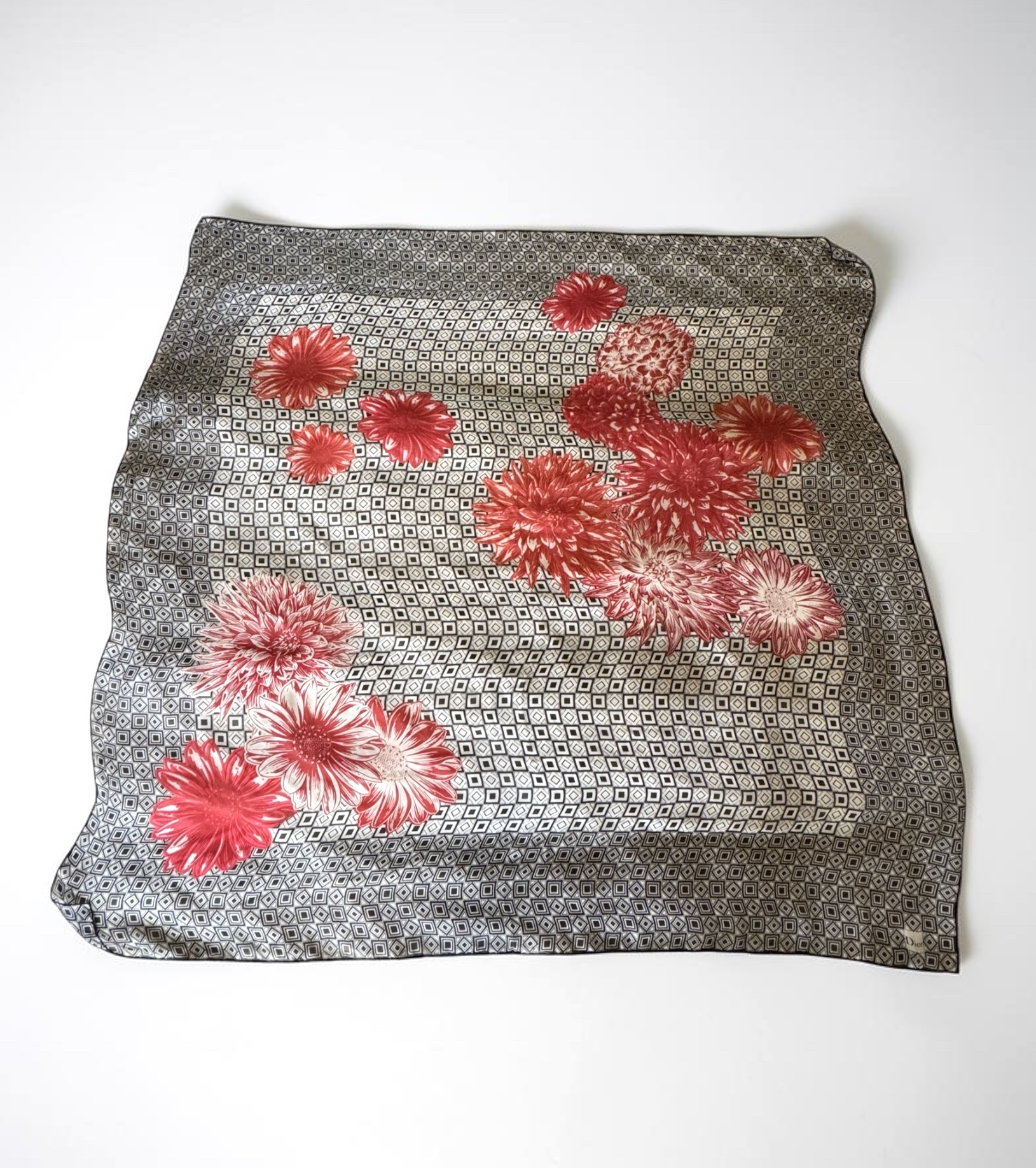 DIOR Silk Floral Shawl - jedwabny szal/chusta - obrazek 2